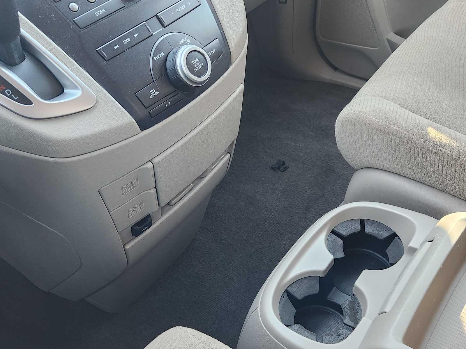 Thumbnail: 2013 Honda Odyssey - 18