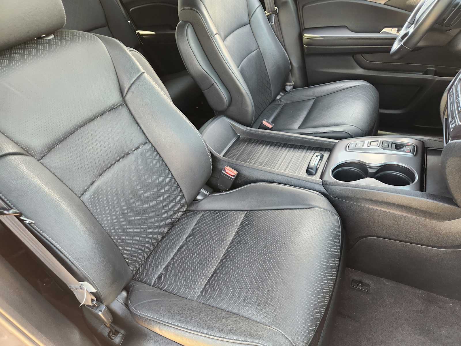 Thumbnail: 2021 Honda Passport - 14
