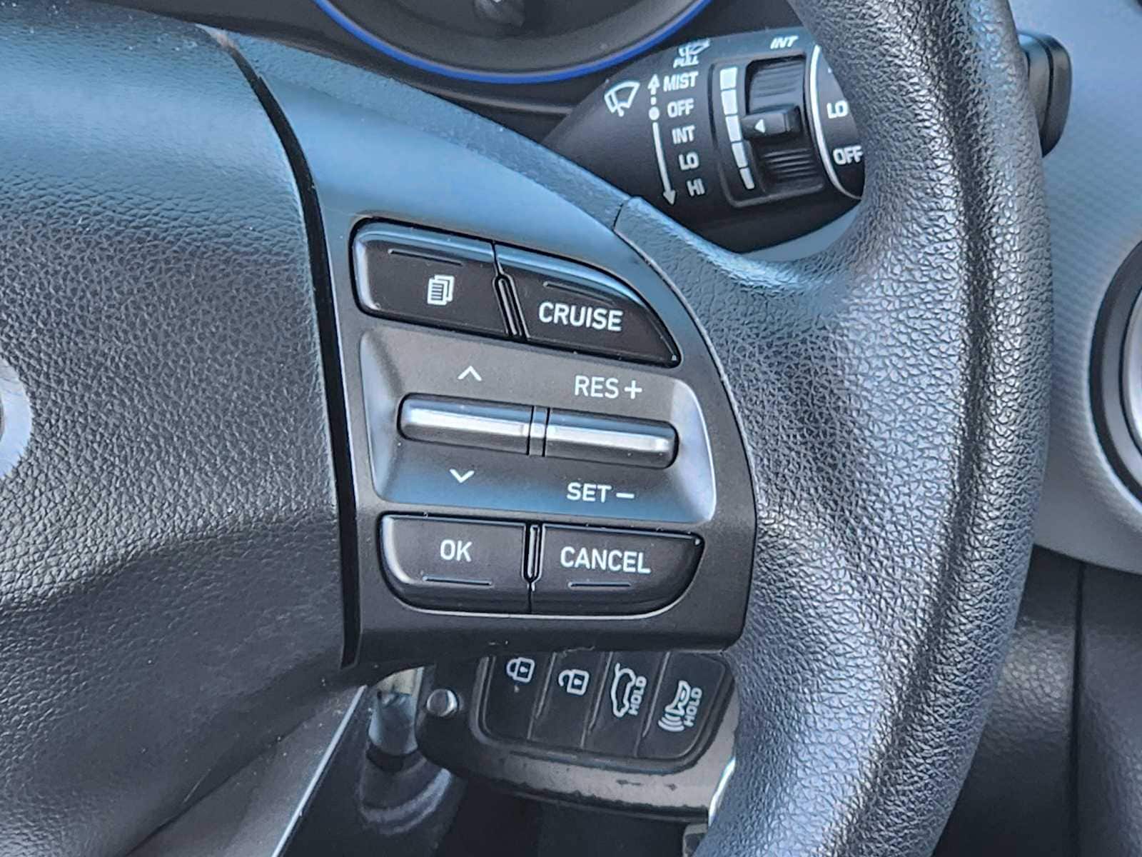 Thumbnail: 2020 Hyundai Kona - 32