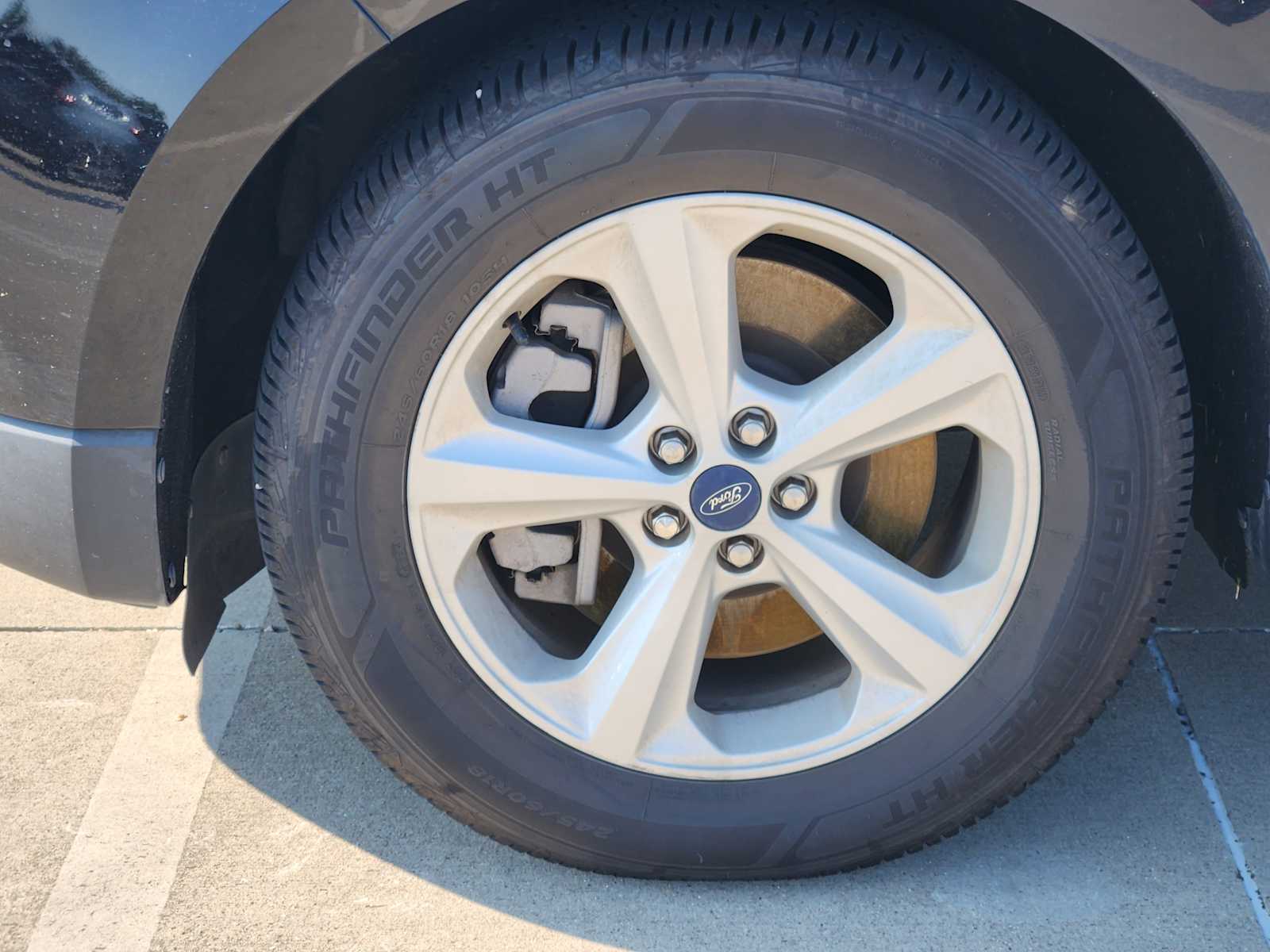Thumbnail: 2021 Ford Edge - 10