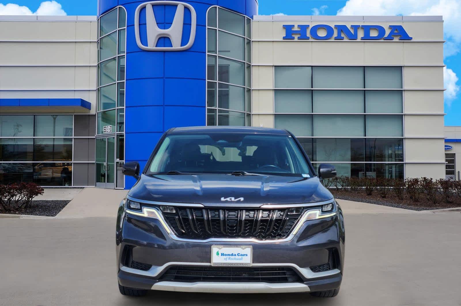 Thumbnail: 2022 Kia Carnival - 6