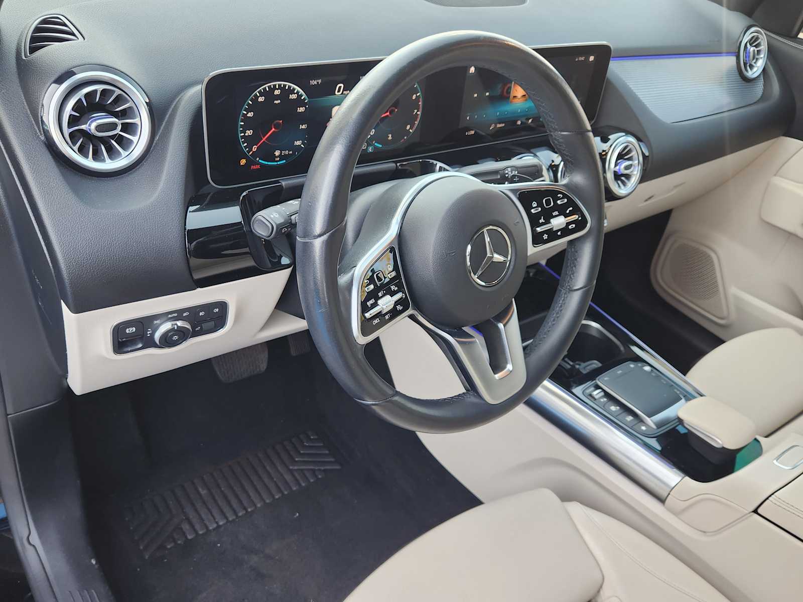 Thumbnail: 2021 Mercedes-Benz GLA - 2