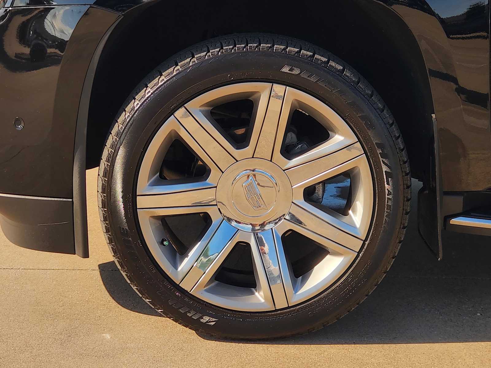 Thumbnail: 2019 Cadillac Escalade - 22