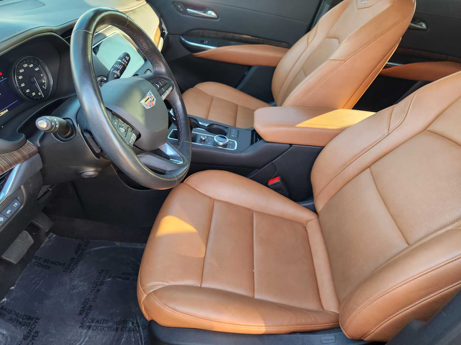 Thumbnail: 2023 Cadillac XT4 - 7