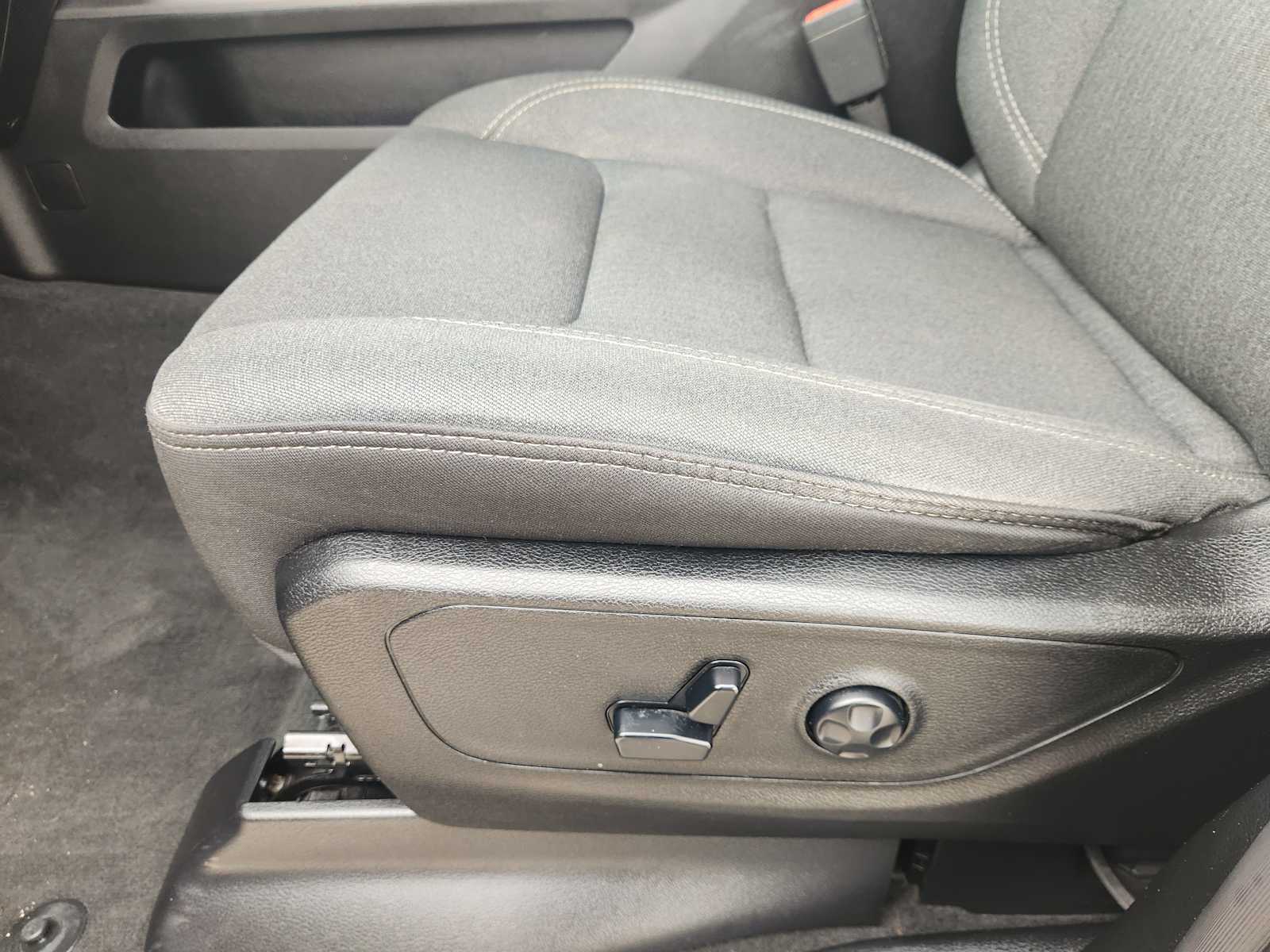 Thumbnail: 2020 RAM 1500 - 30