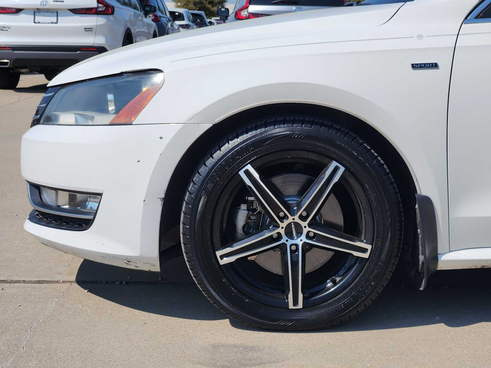 Thumbnail: 2015 Volkswagen Passat - 8
