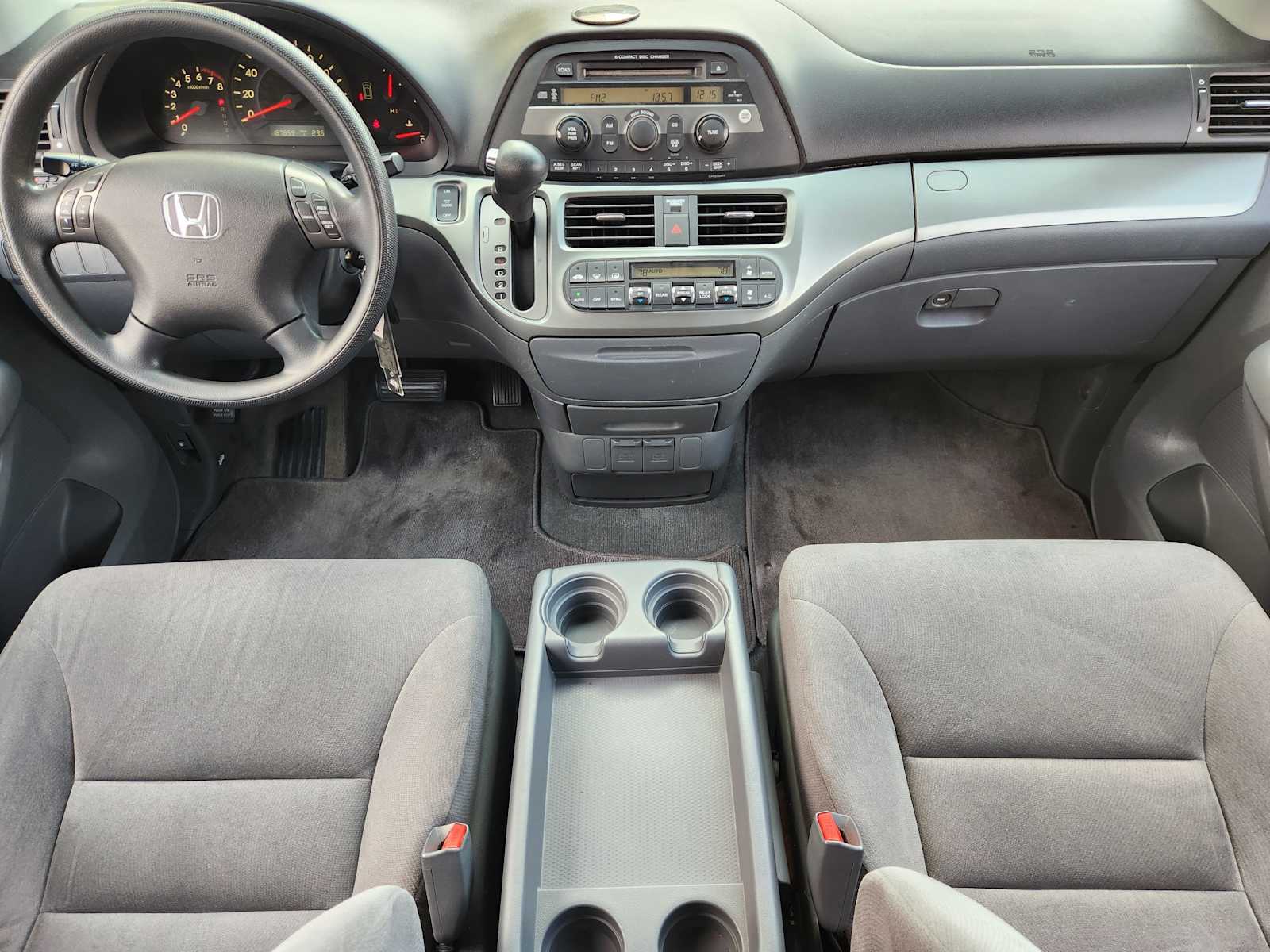 Thumbnail: 2005 Honda Odyssey - 10