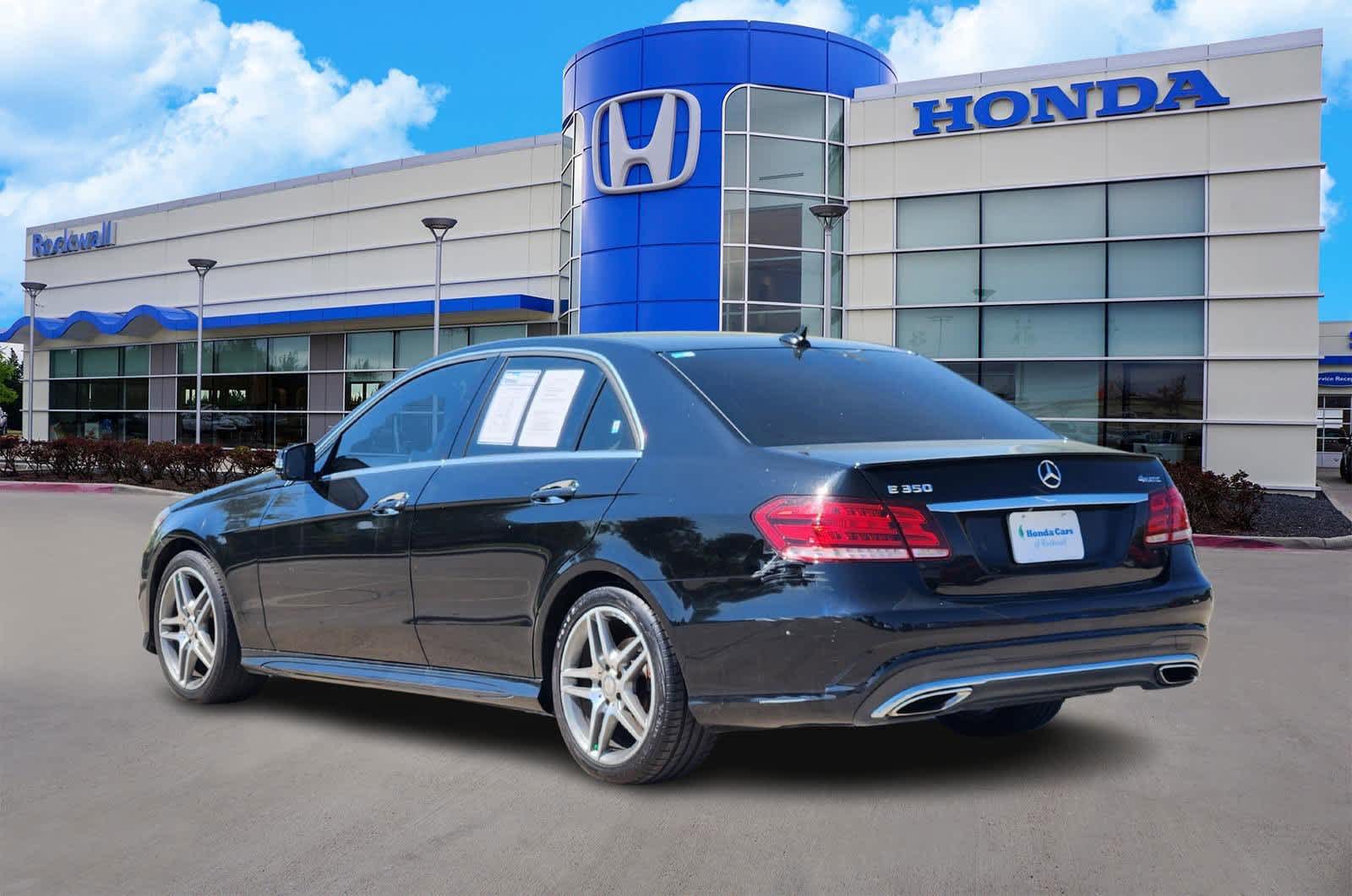 Thumbnail: 2014 Mercedes-Benz E-Class - 4