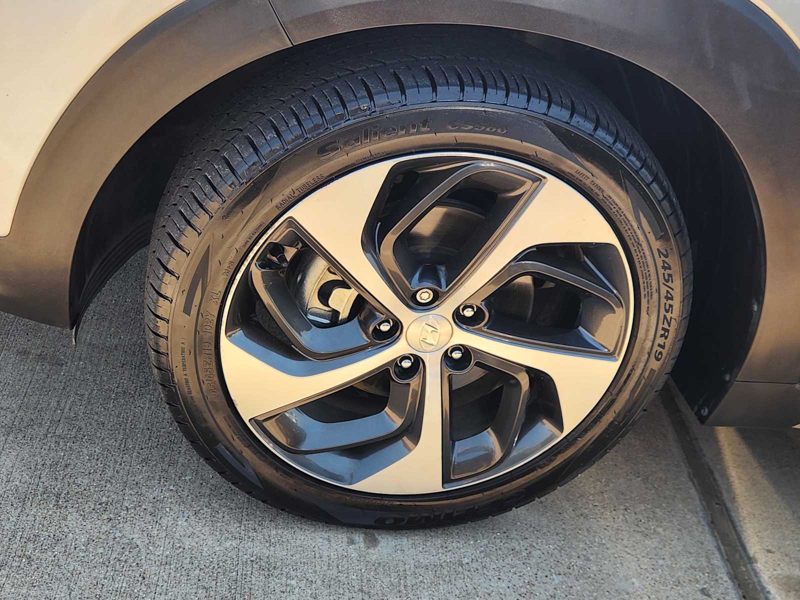 Thumbnail: 2018 Hyundai Tucson - 11