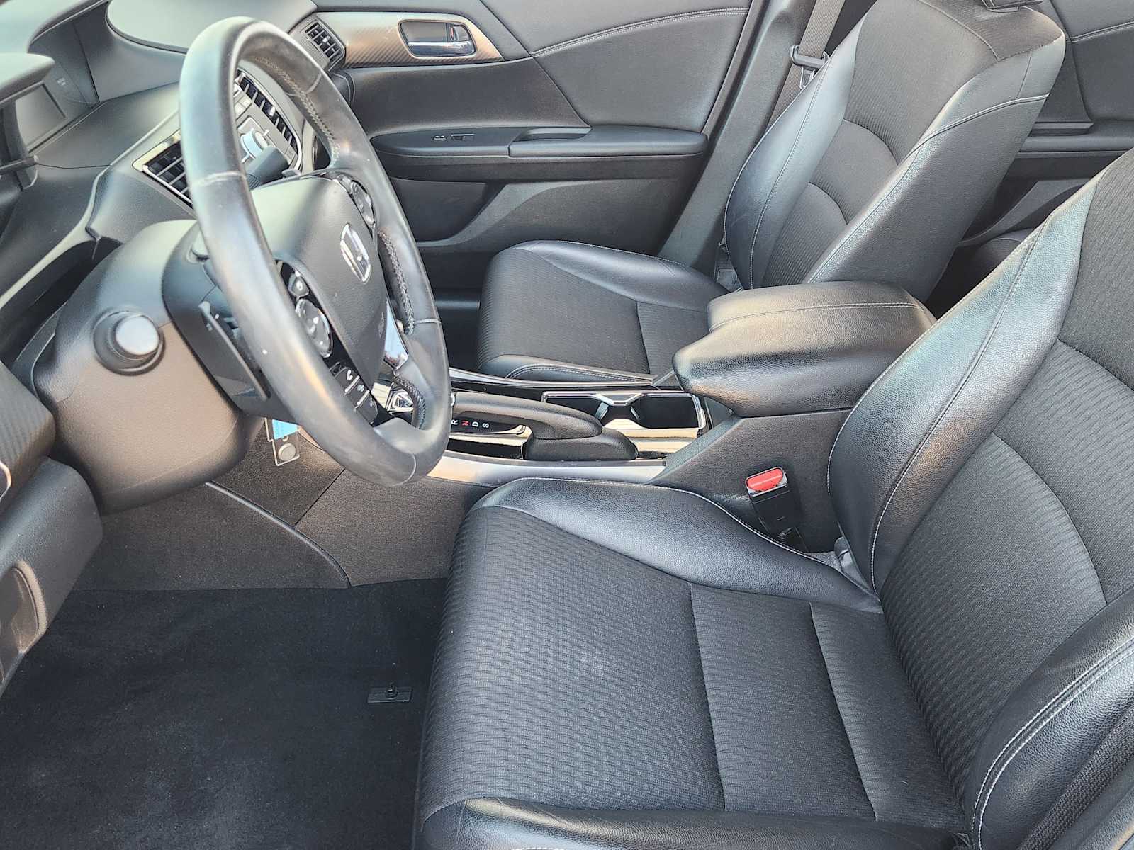 Thumbnail: 2016 Honda Accord - 11