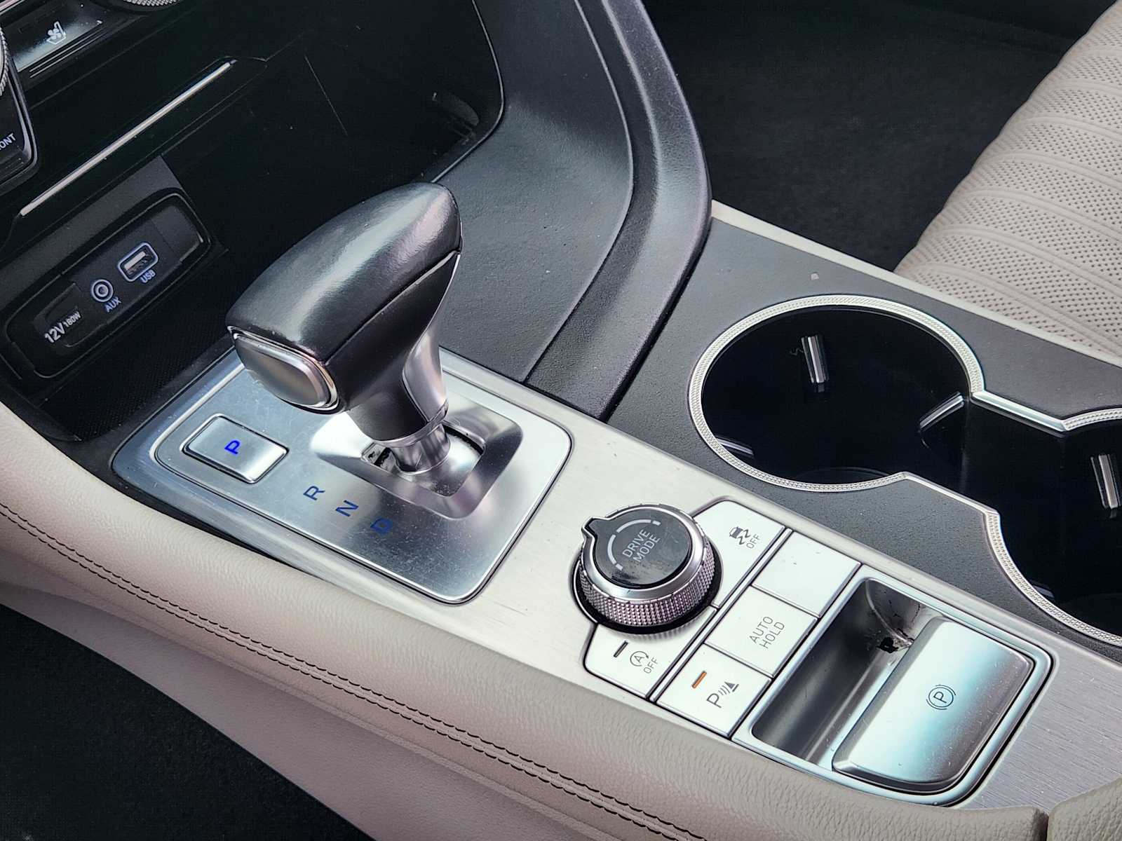 Thumbnail: 2019 Genesis G70 - 17