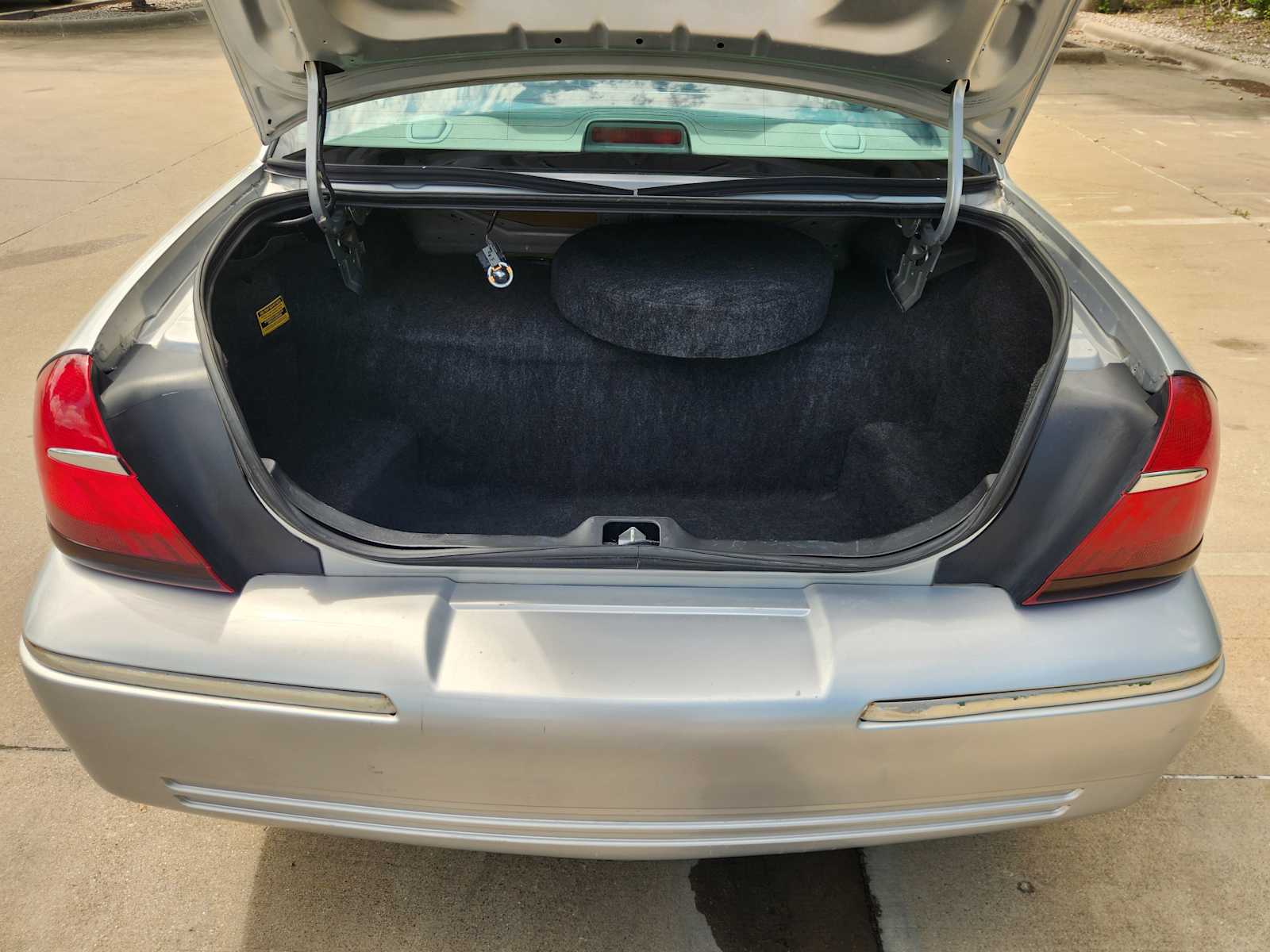 Thumbnail: 2000 Mercury Grand Marquis - 19