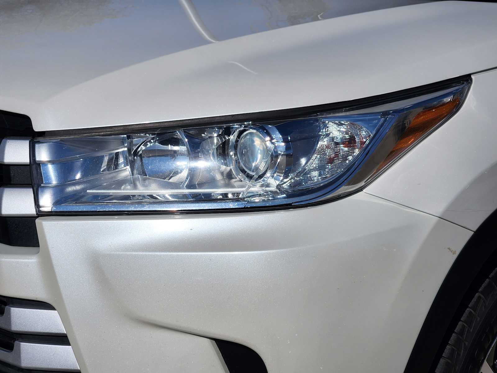 Thumbnail: 2019 Toyota Highlander - 22