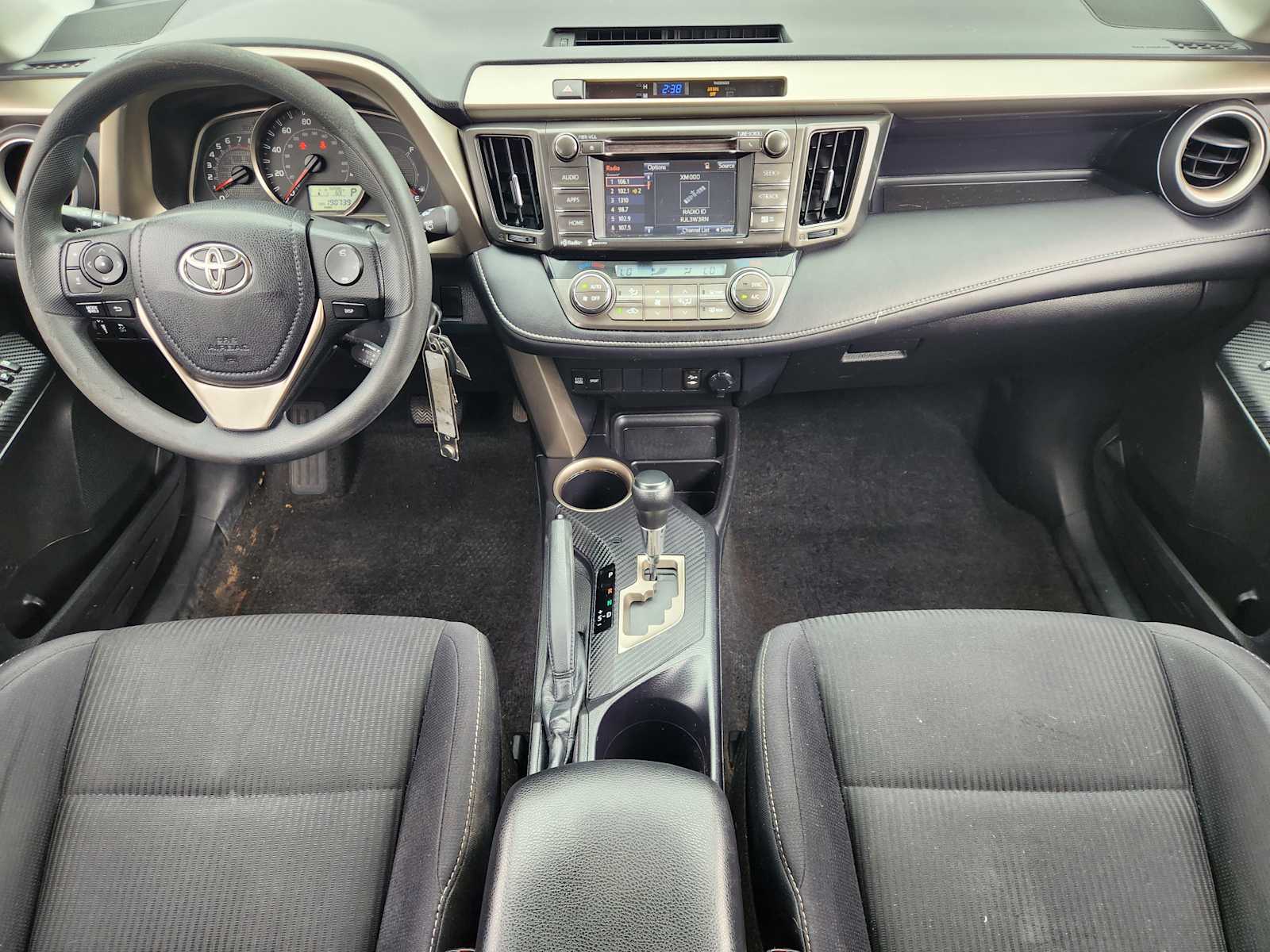 Thumbnail: 2015 Toyota RAV4 - 9