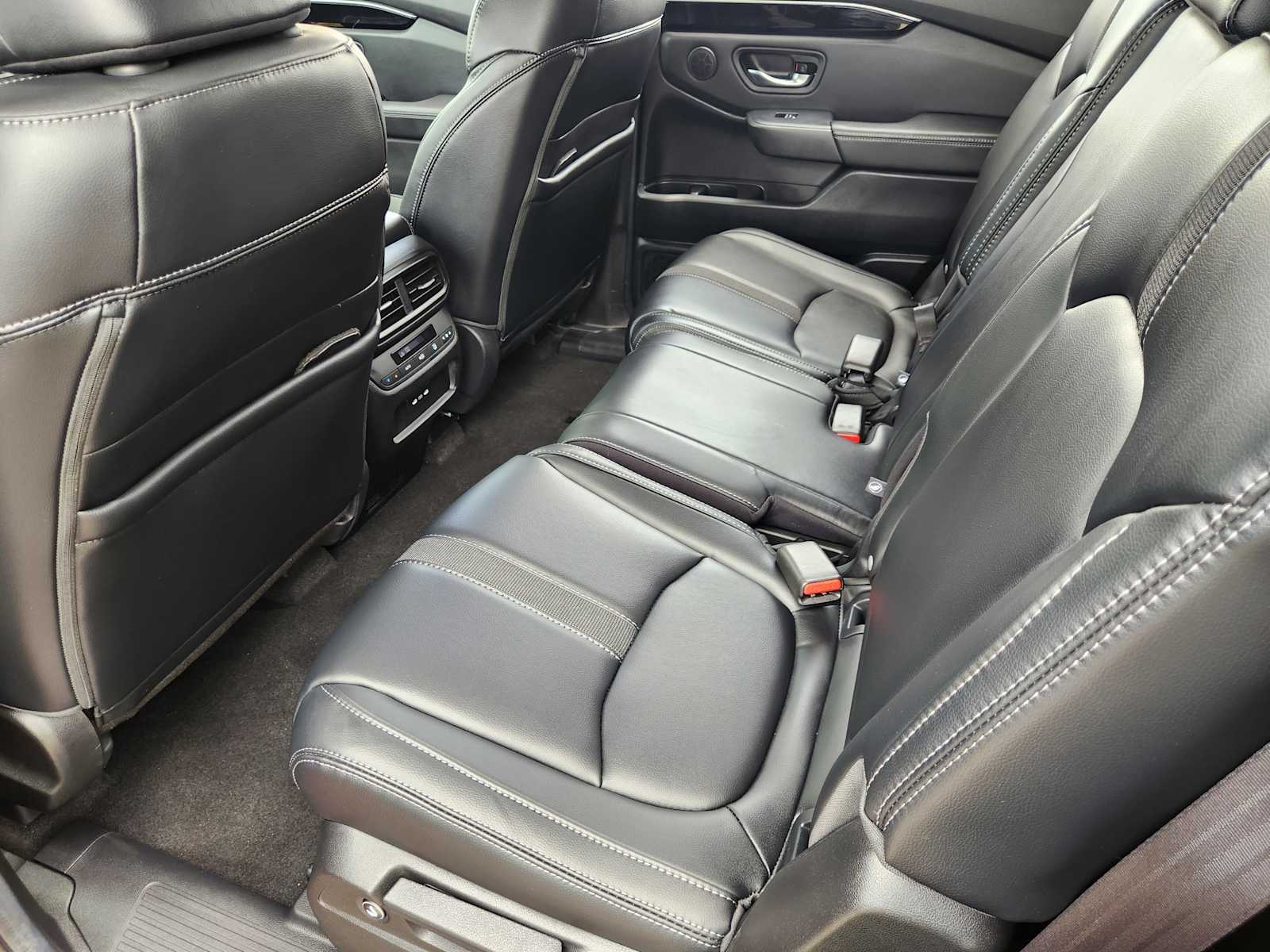 Thumbnail: 2025 Honda Pilot - 11