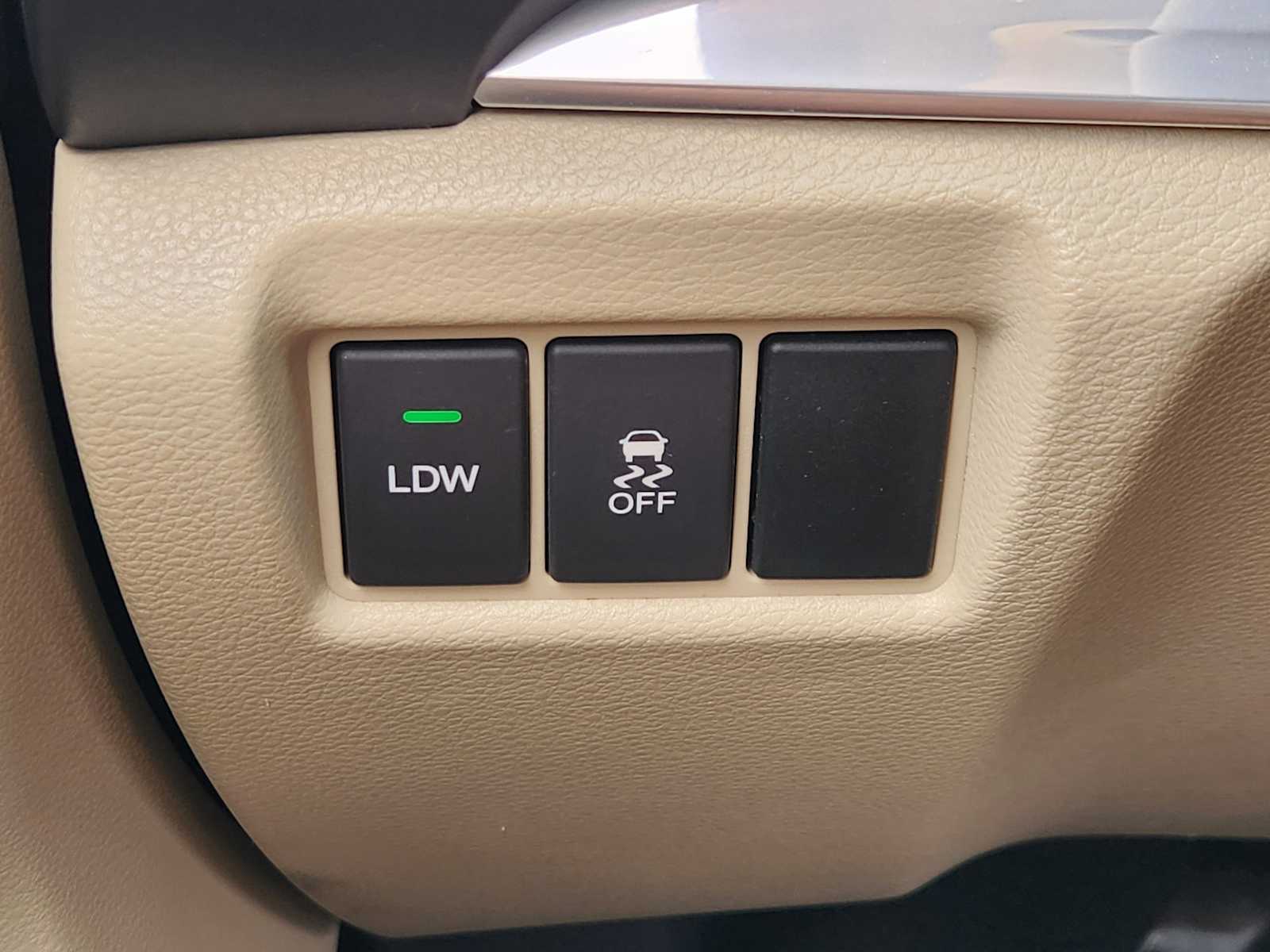 Thumbnail: 2015 Acura MDX - 28