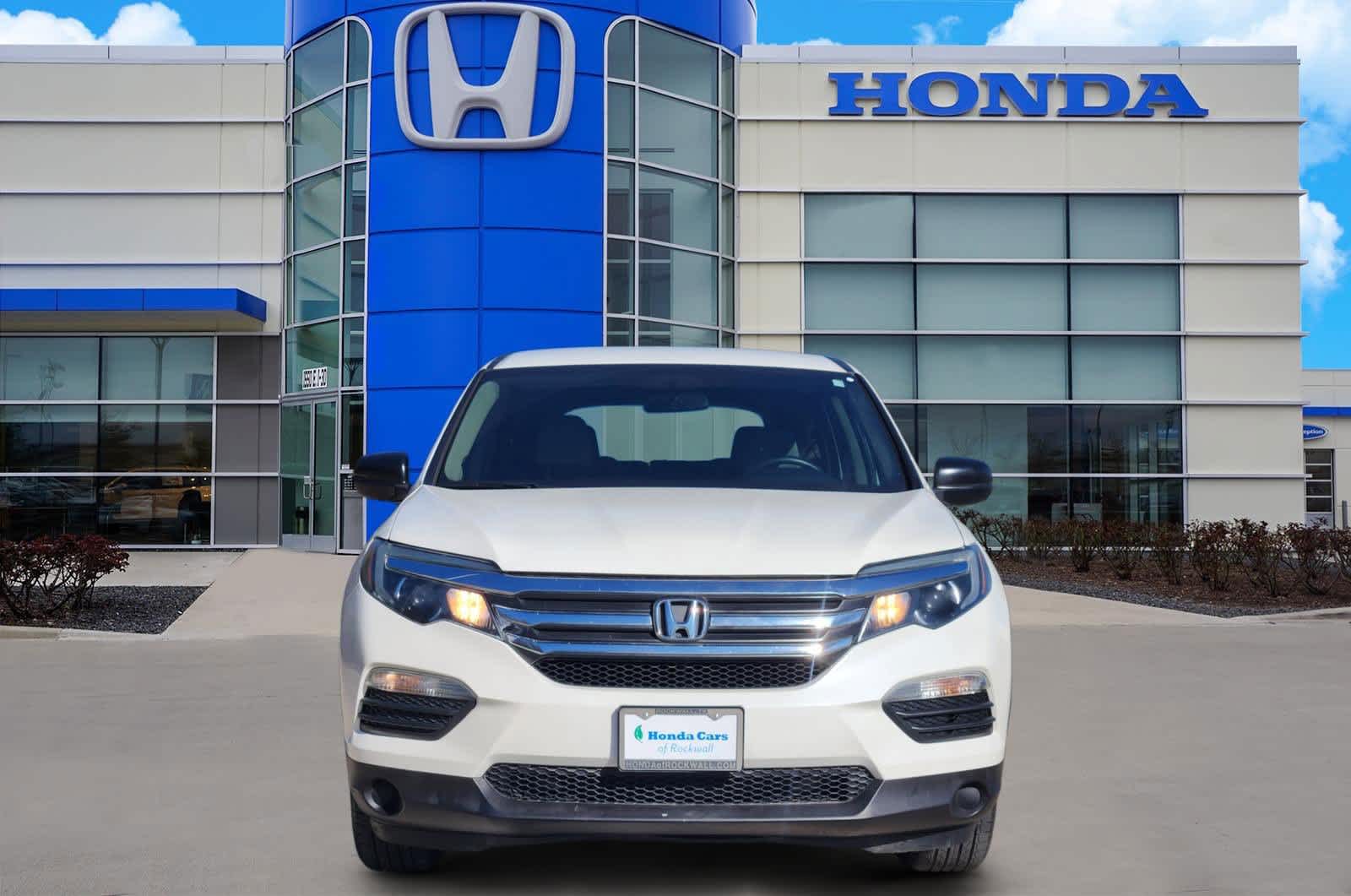 Thumbnail: 2017 Honda Pilot - 6