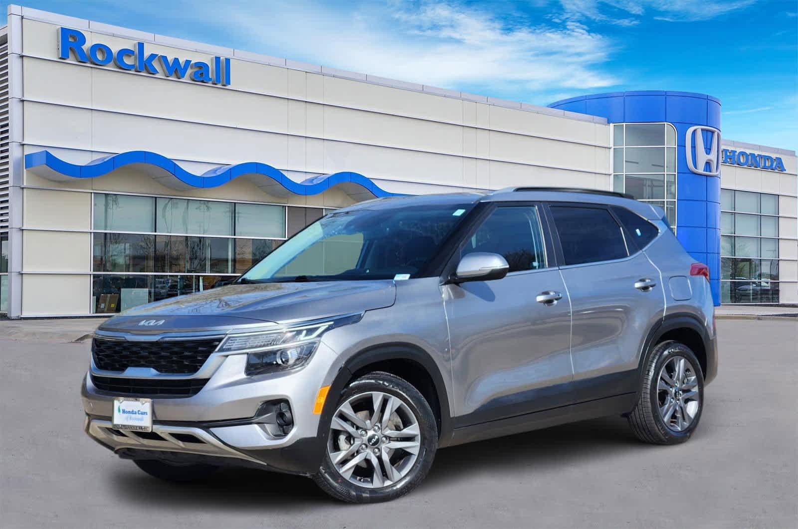 Thumbnail: 2023 Kia Seltos - 1