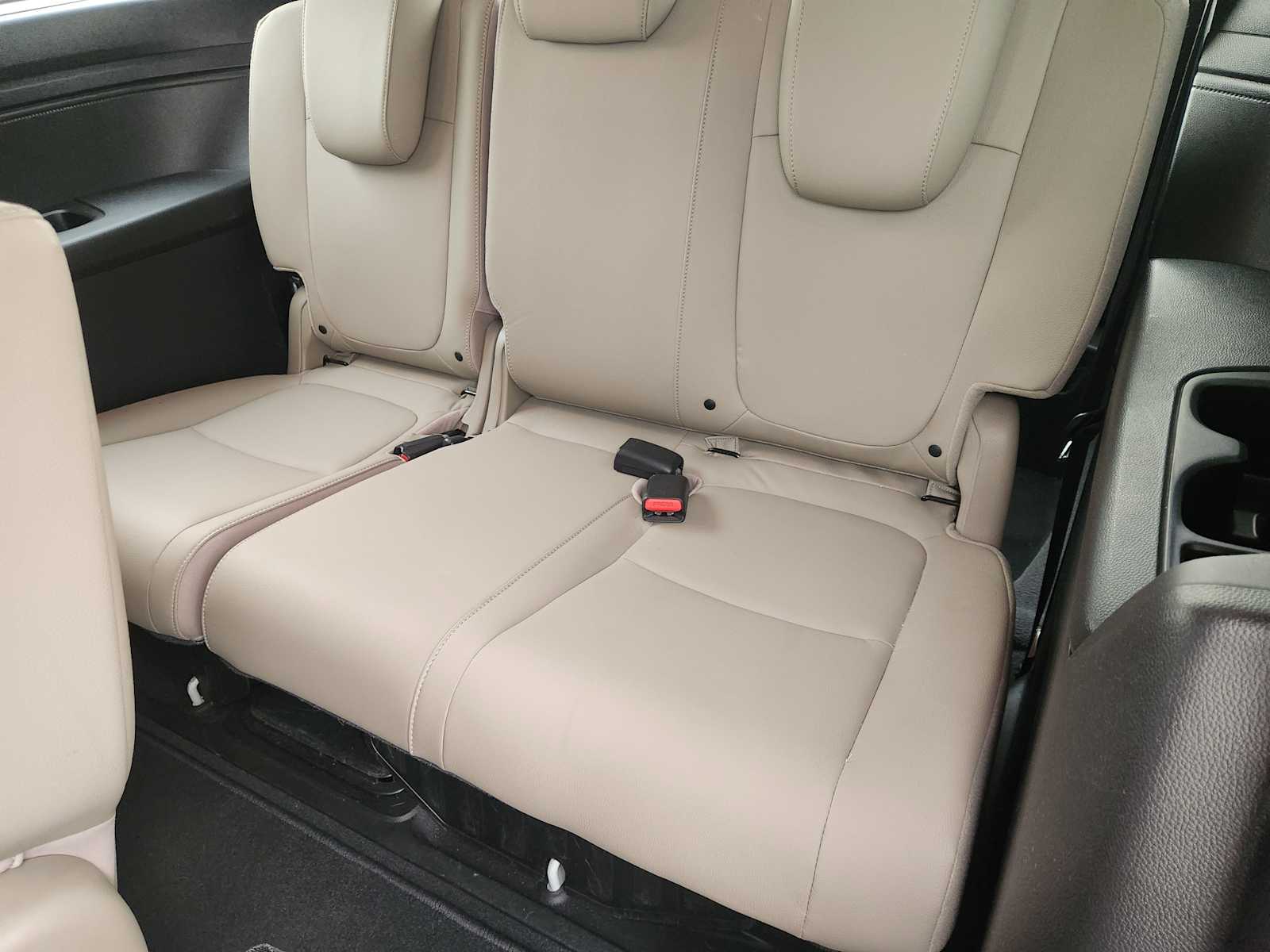 Thumbnail: 2019 Honda Odyssey - 10