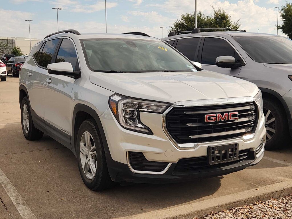 Used 2022 GMC Terrain SLE SUV