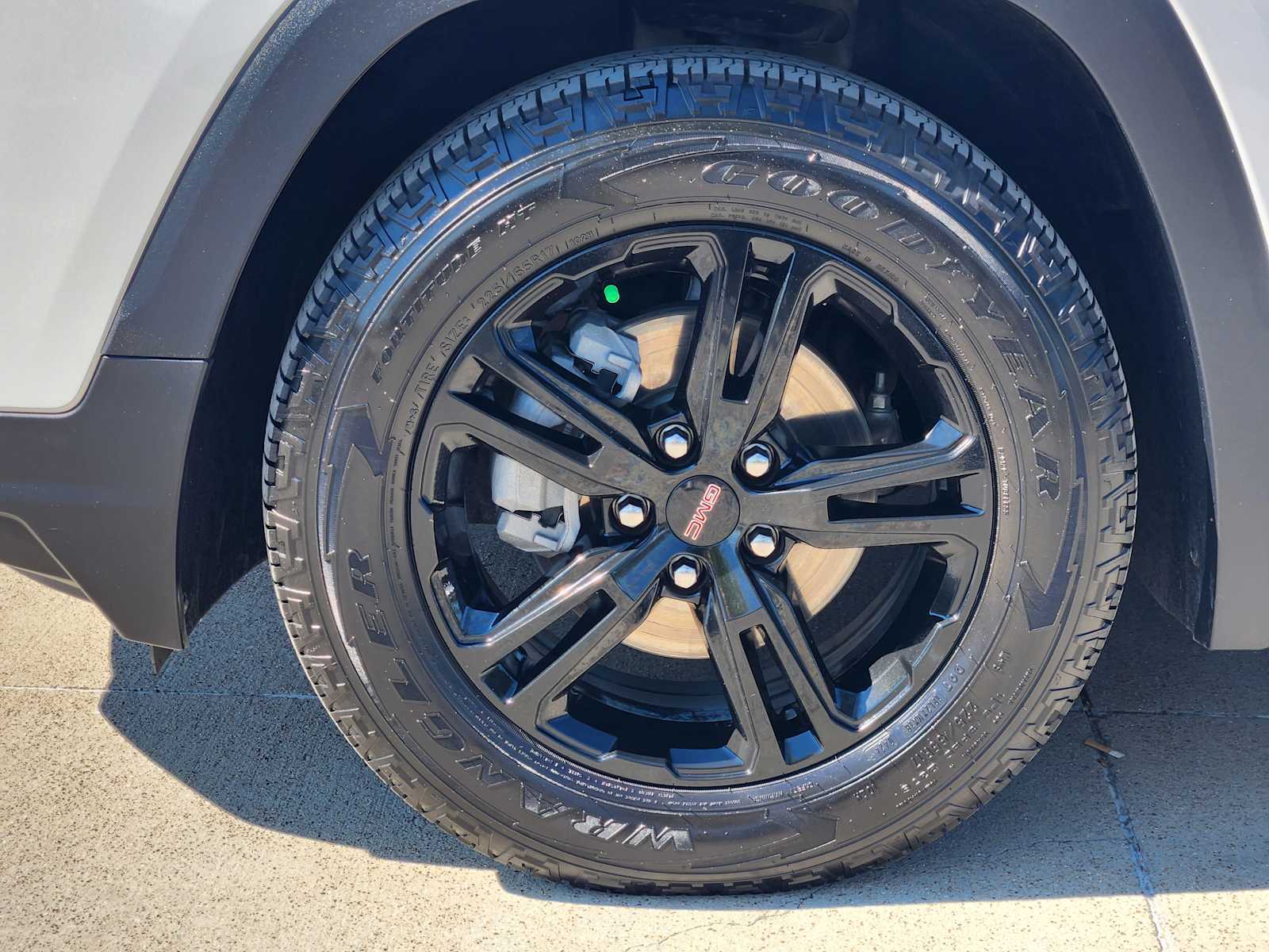 Thumbnail: 2024 GMC Terrain - 22