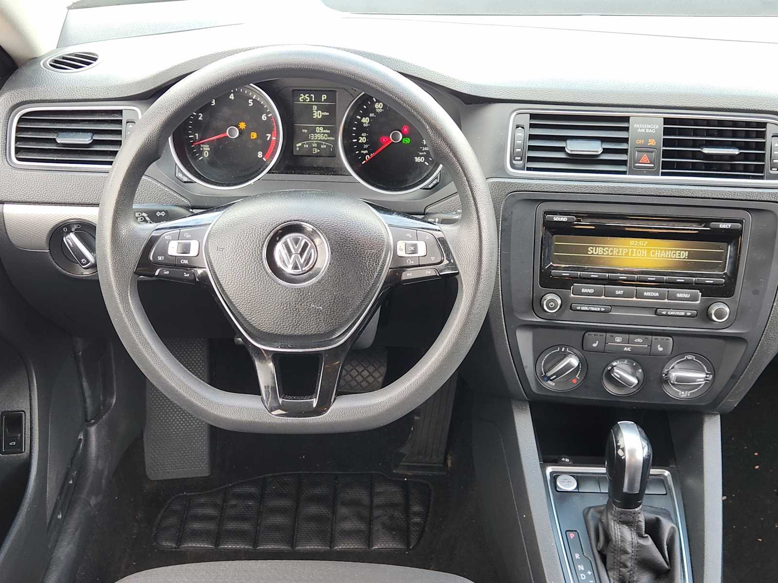 Thumbnail: 2015 Volkswagen Jetta - 15