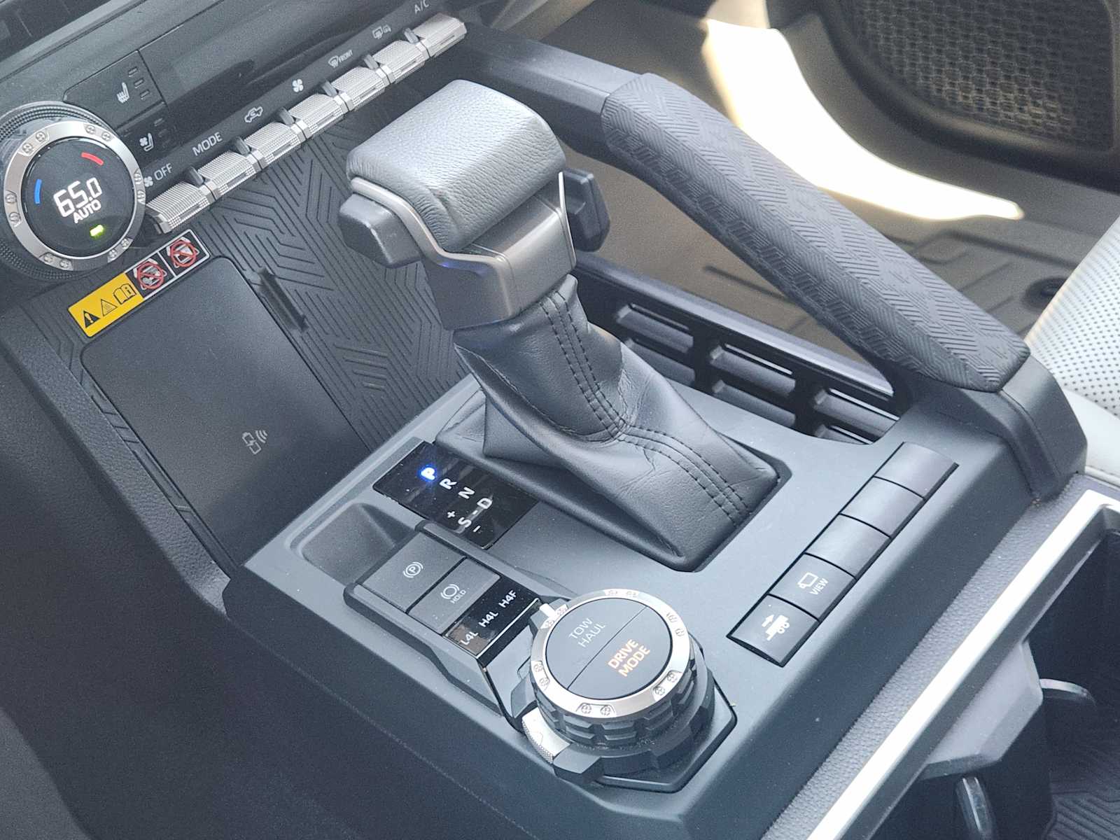 Thumbnail: 2025 Toyota Tacoma - 17