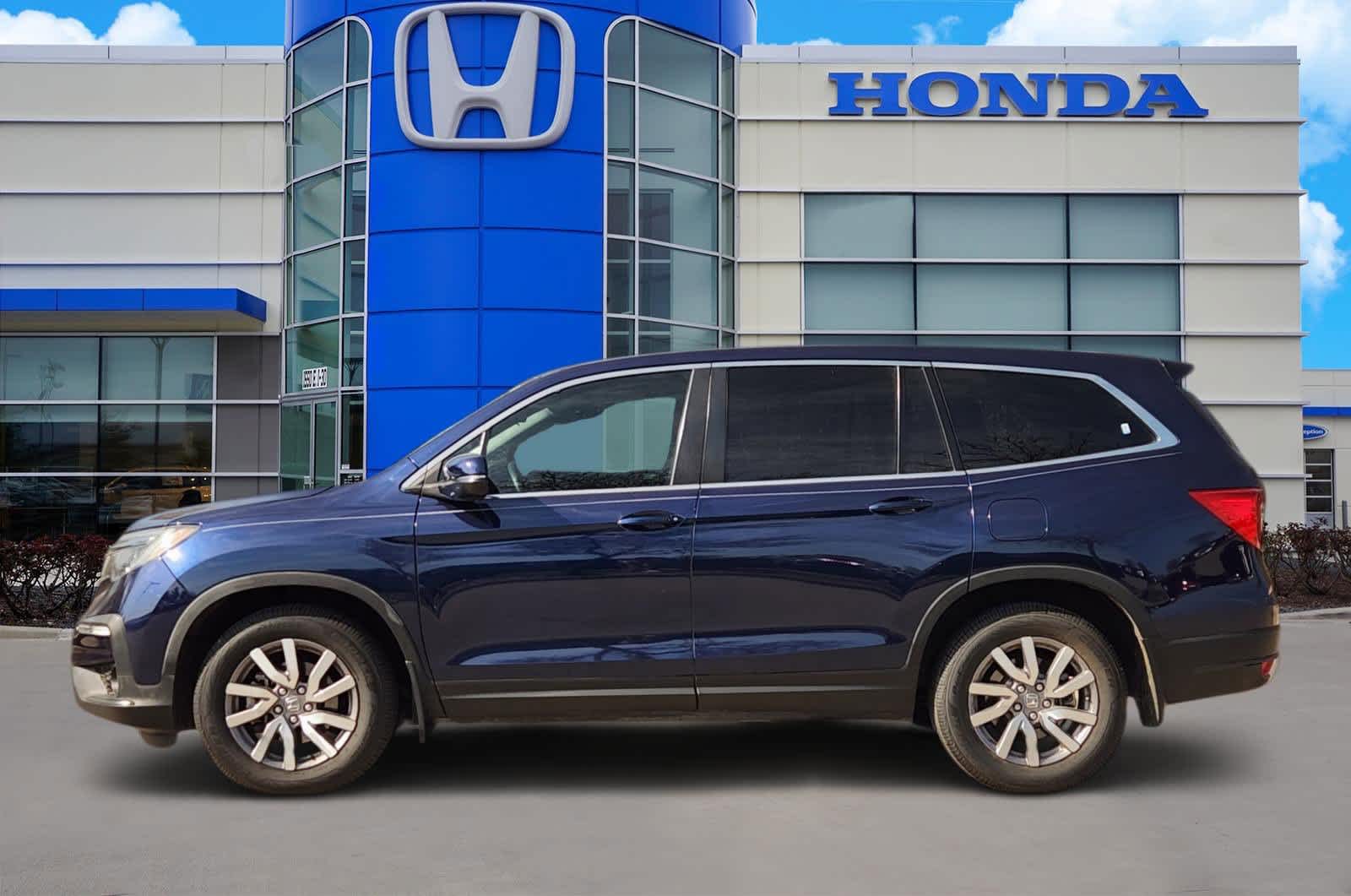 Thumbnail: 2019 Honda Pilot - 3