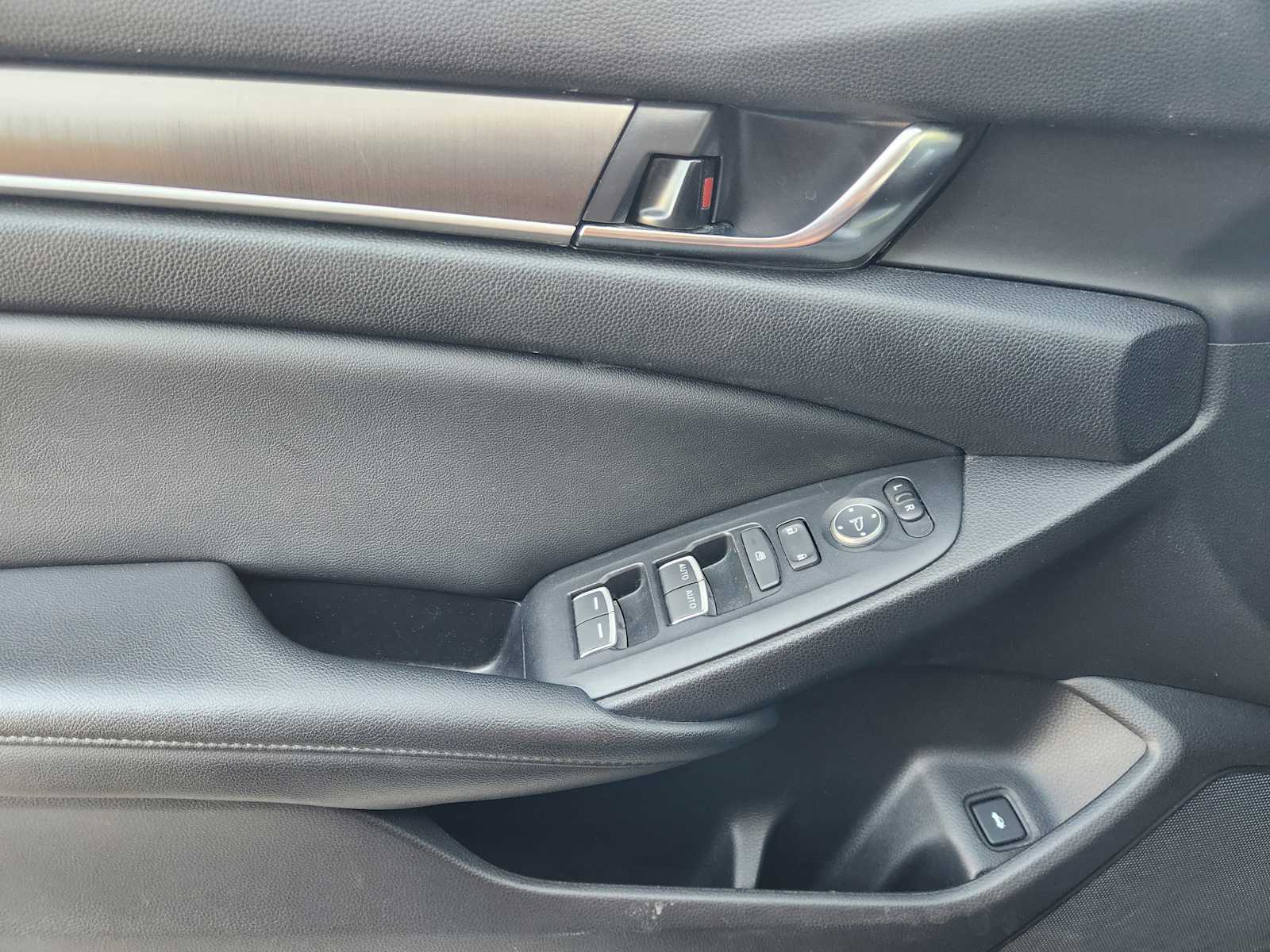 Thumbnail: 2021 Honda Accord - 27