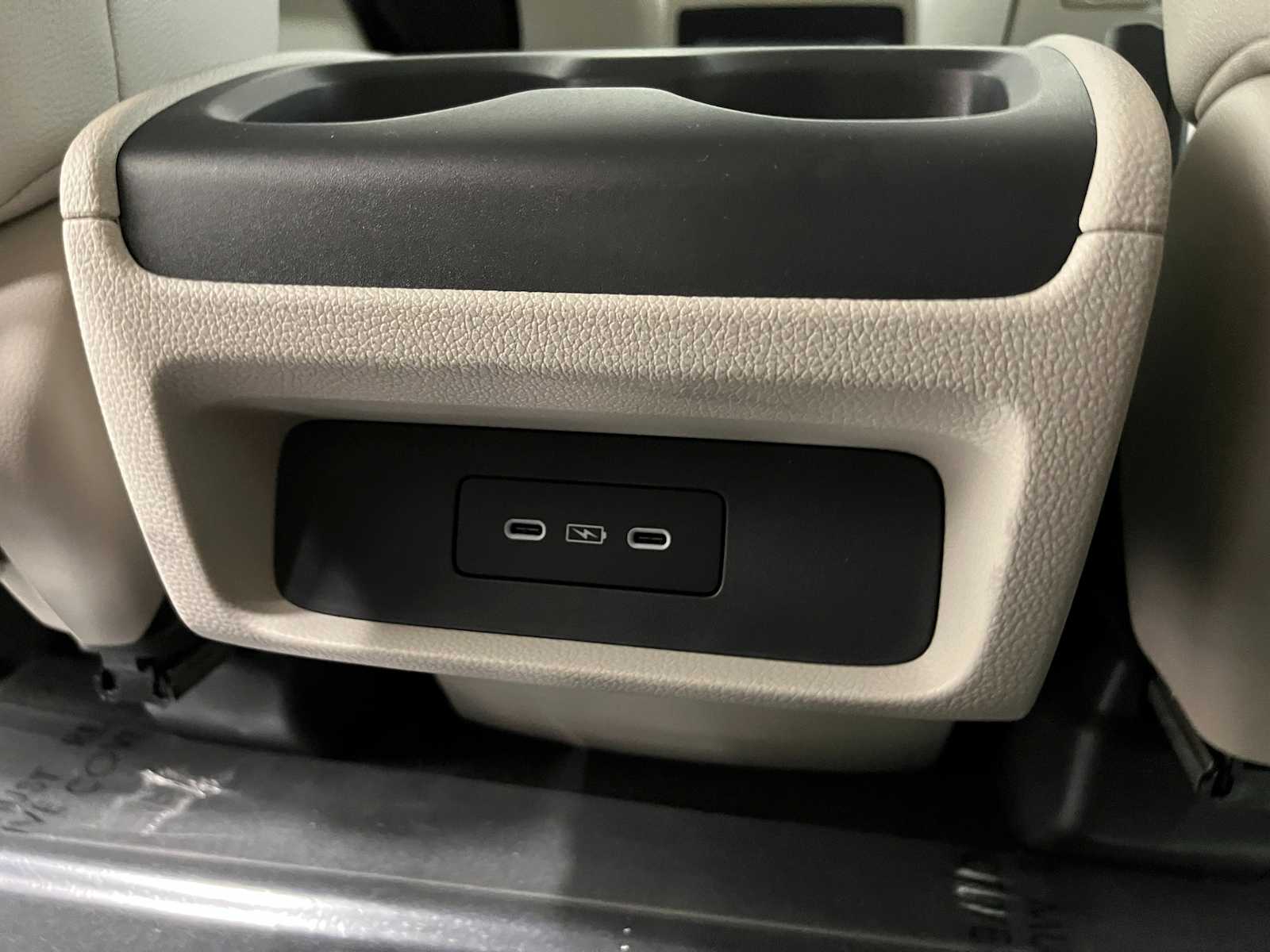Thumbnail: 2026 Honda Odyssey - 25