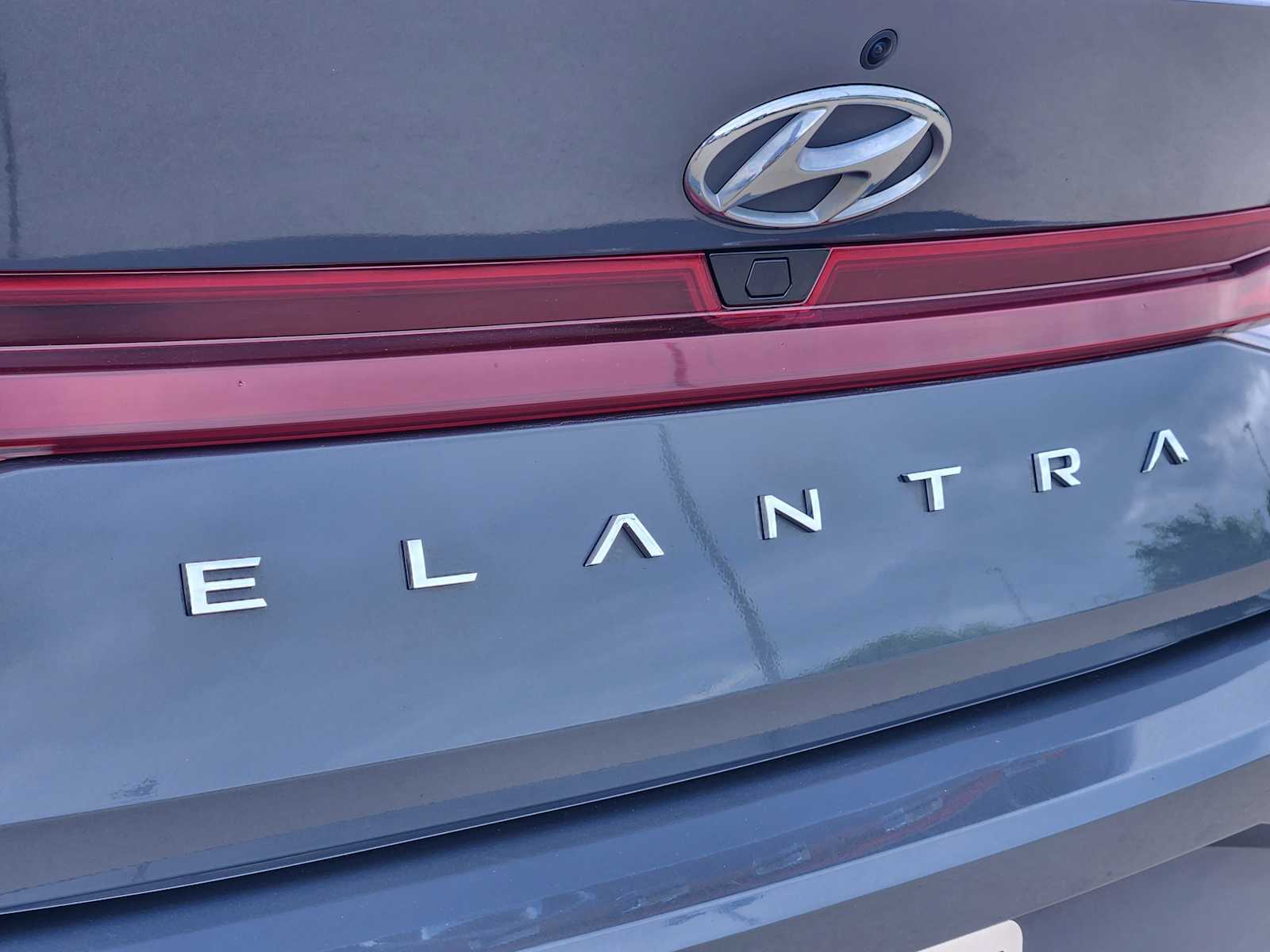 Thumbnail: 2023 Hyundai Elantra - 6