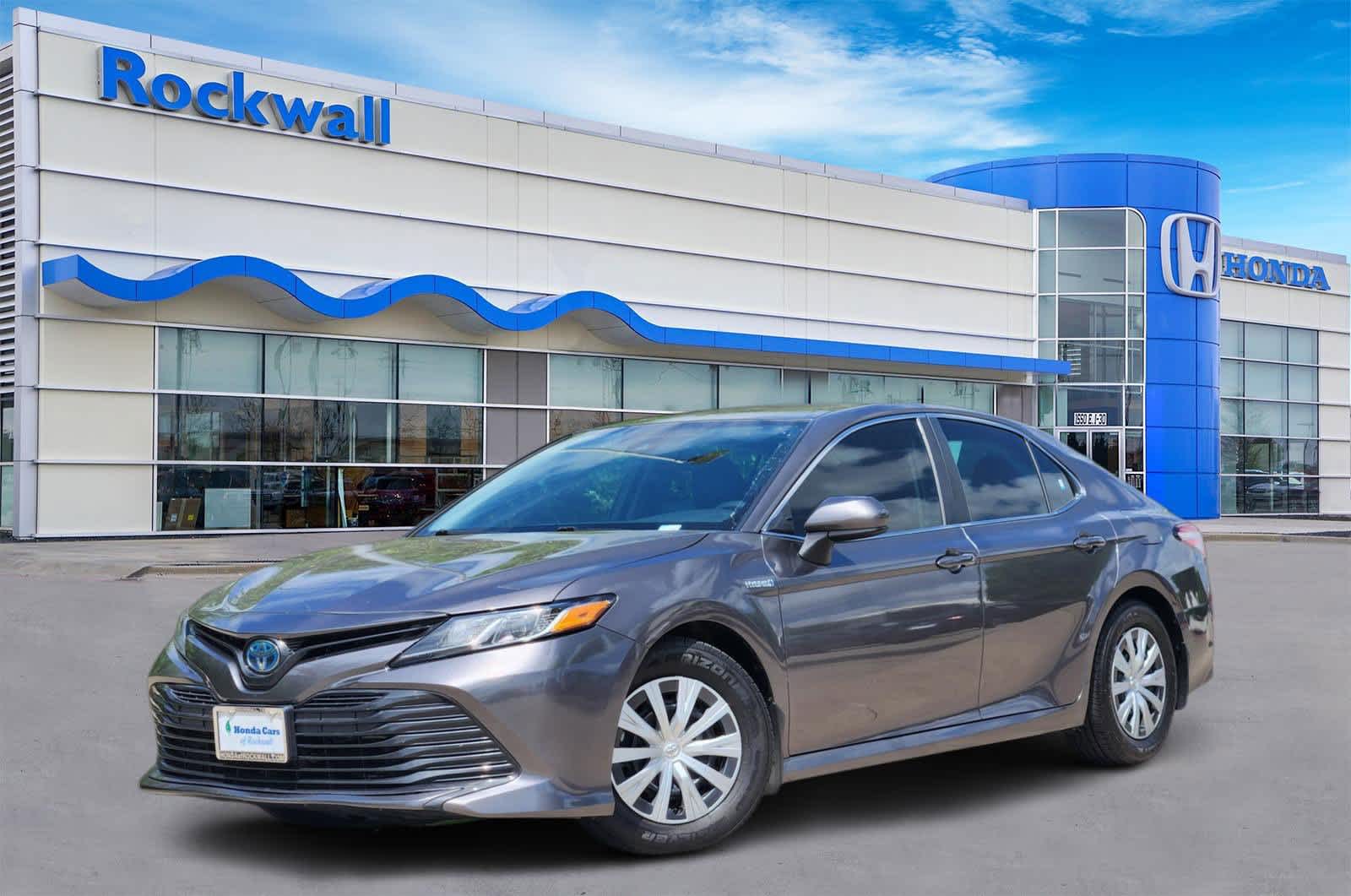 Thumbnail: 2020 Toyota Camry - 1