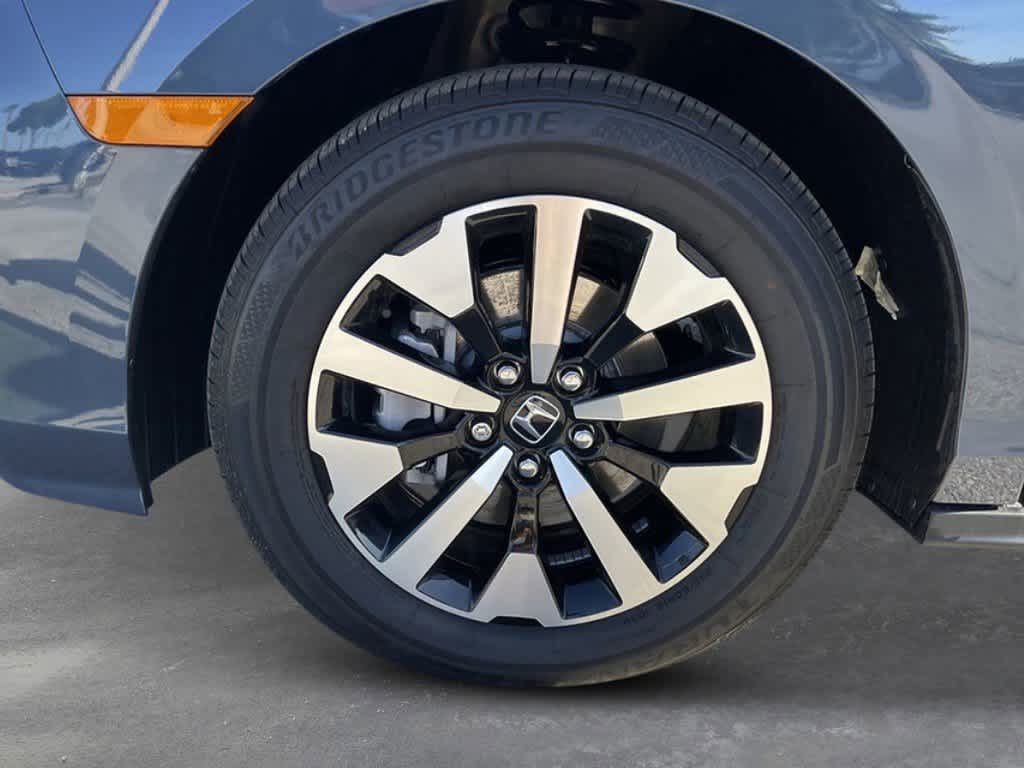 Thumbnail: 2026 Honda Odyssey - 9