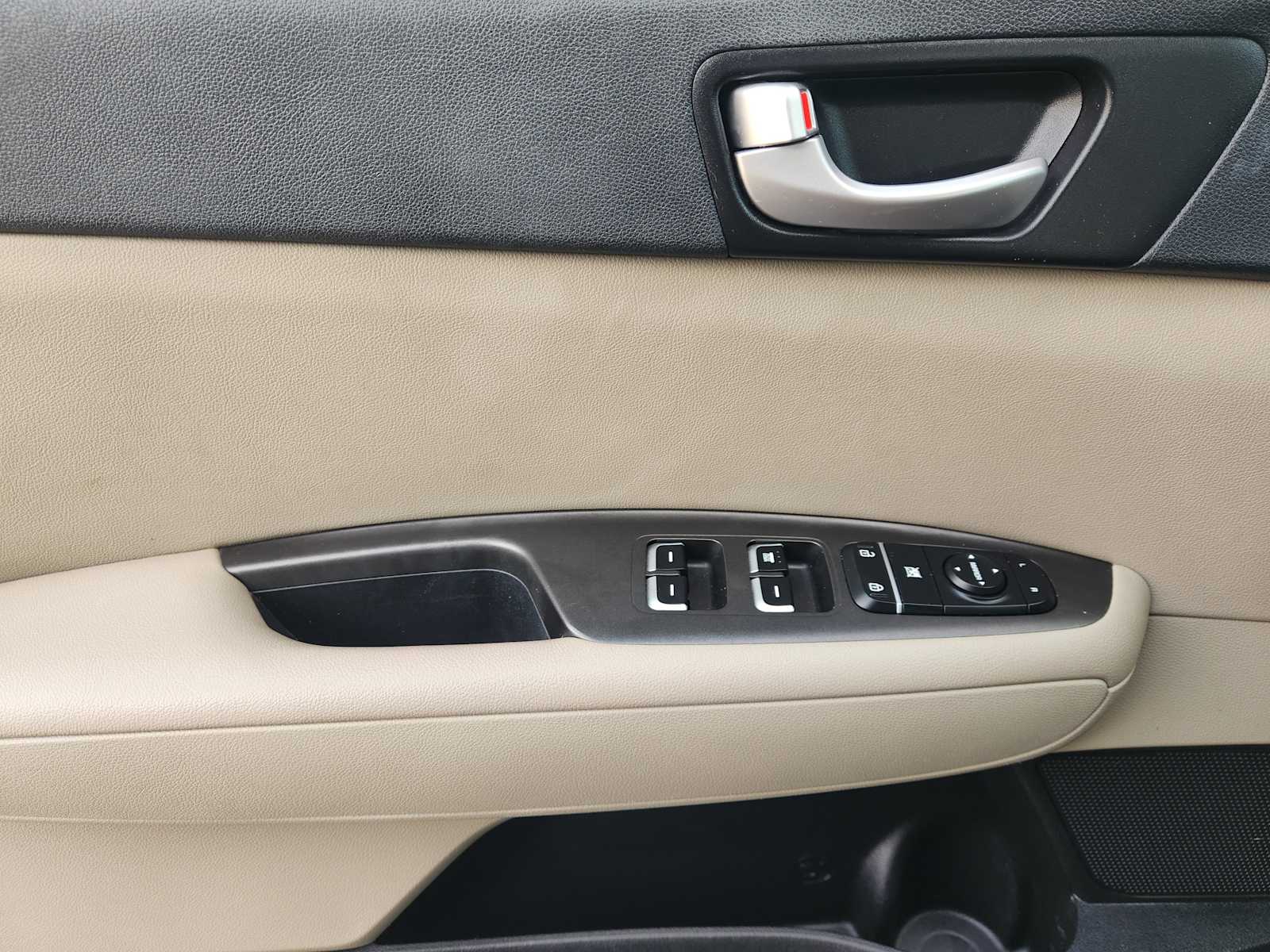 Thumbnail: 2018 Kia Optima - 29