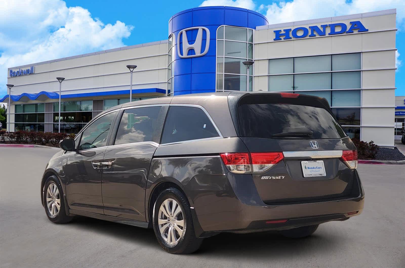 Thumbnail: 2015 Honda Odyssey - 4