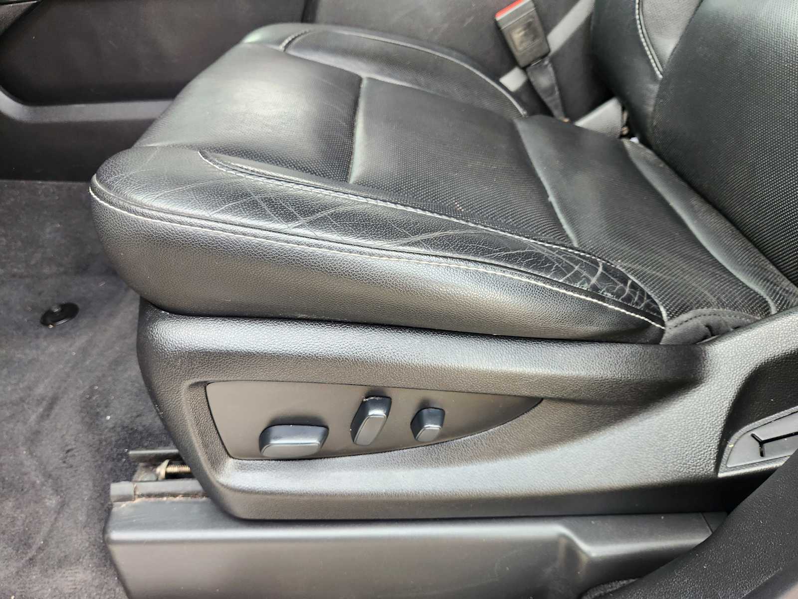 Thumbnail: 2020 Chevrolet Suburban - 30