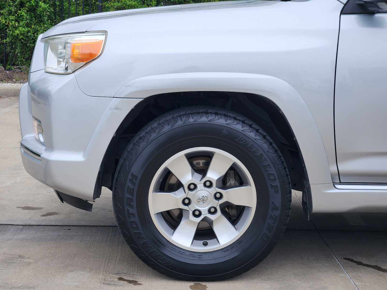 Thumbnail: 2013 Toyota 4Runner - 8