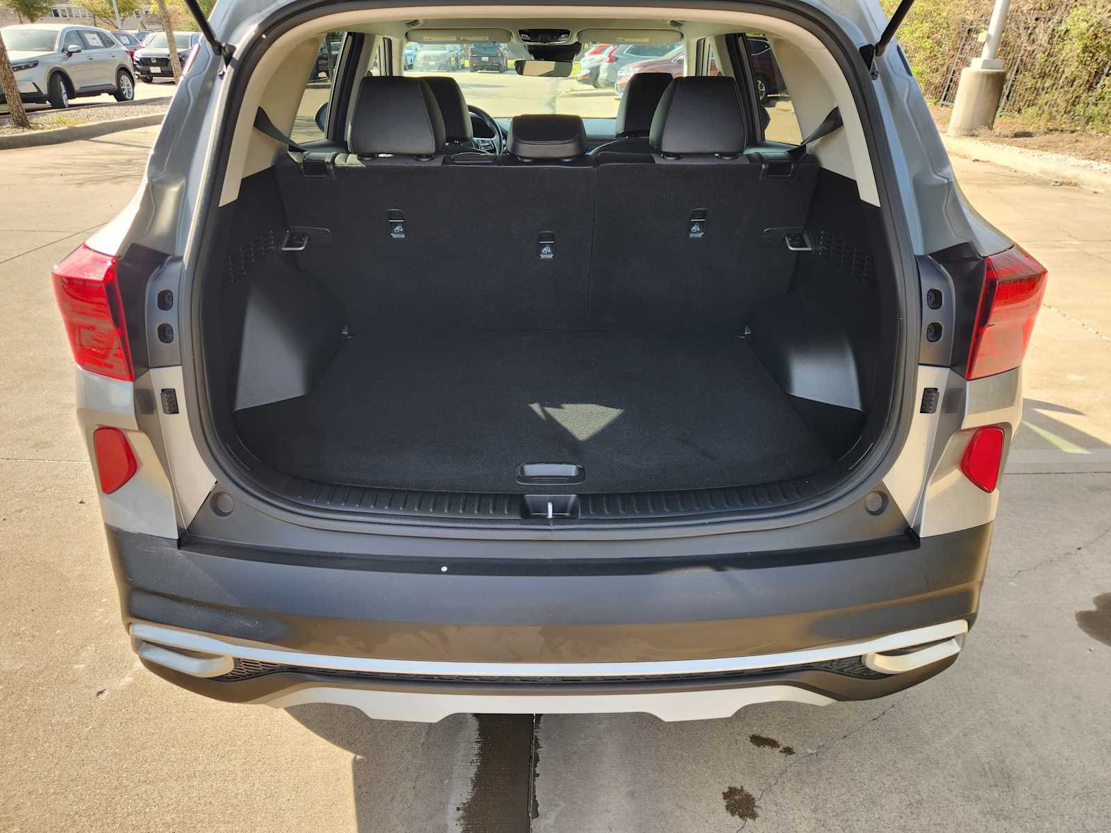 Thumbnail: 2023 Kia Seltos - 19