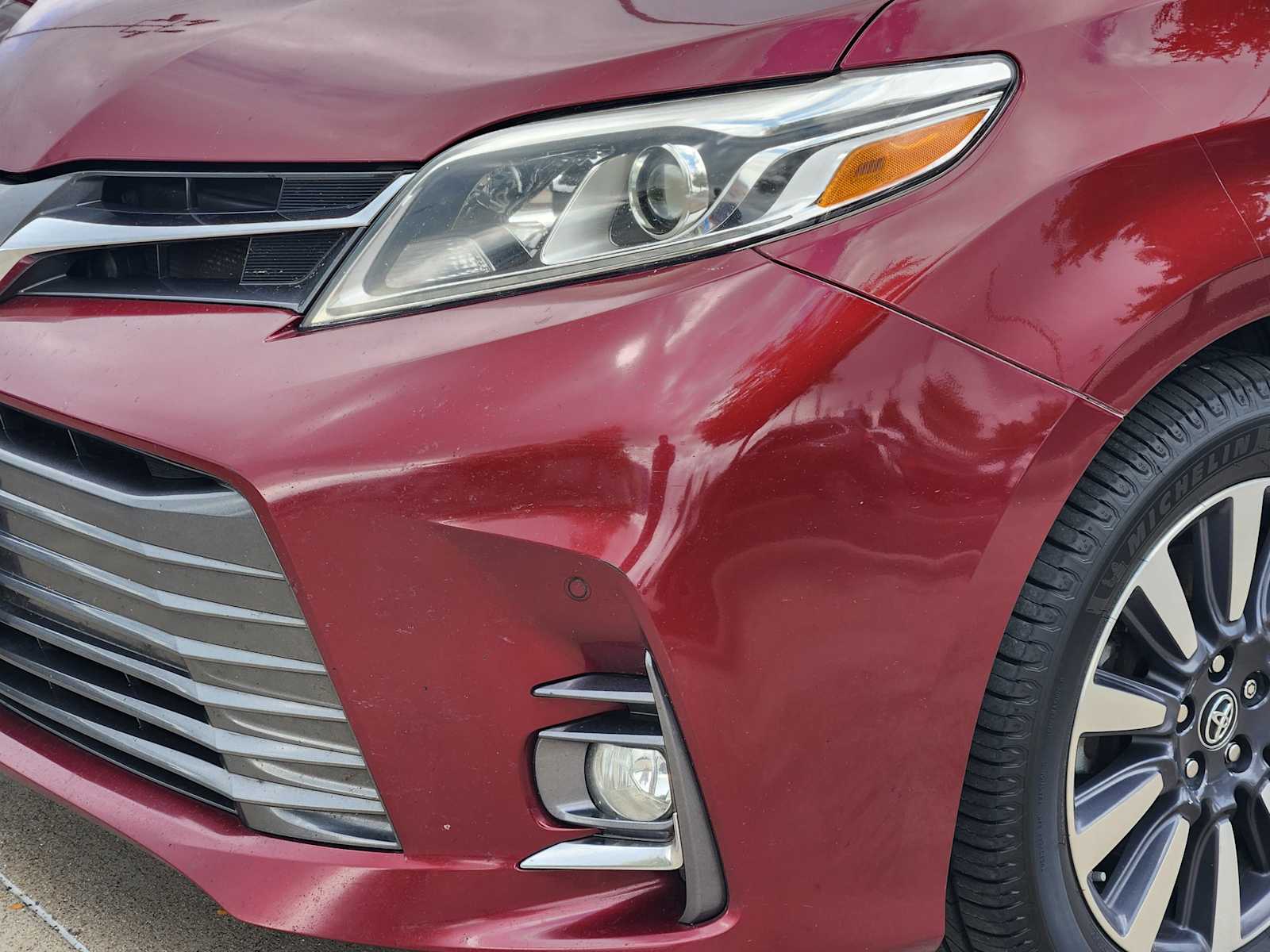 Thumbnail: 2019 Toyota Sienna - 24