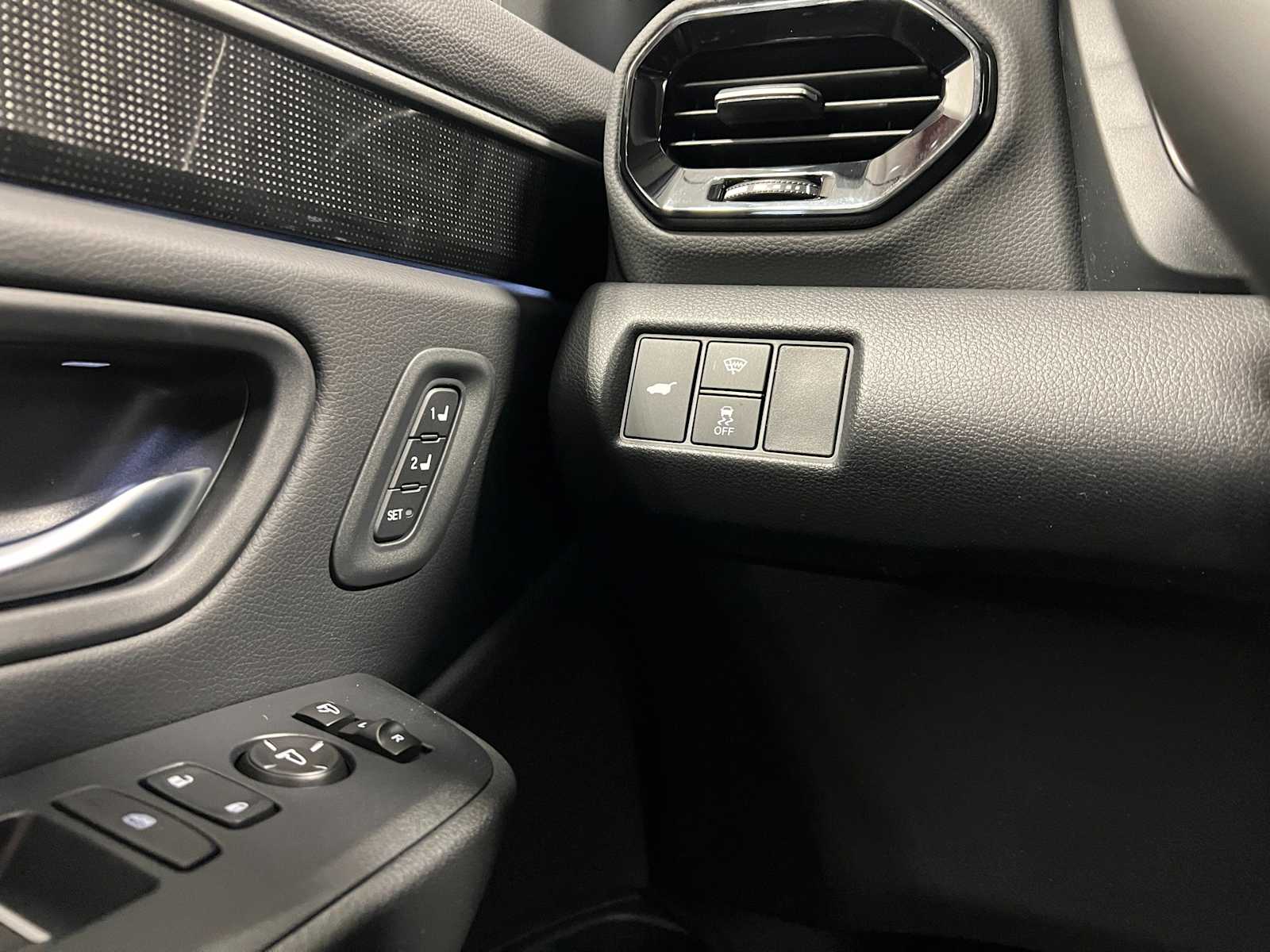 Thumbnail: 2025 Honda Pilot - 19