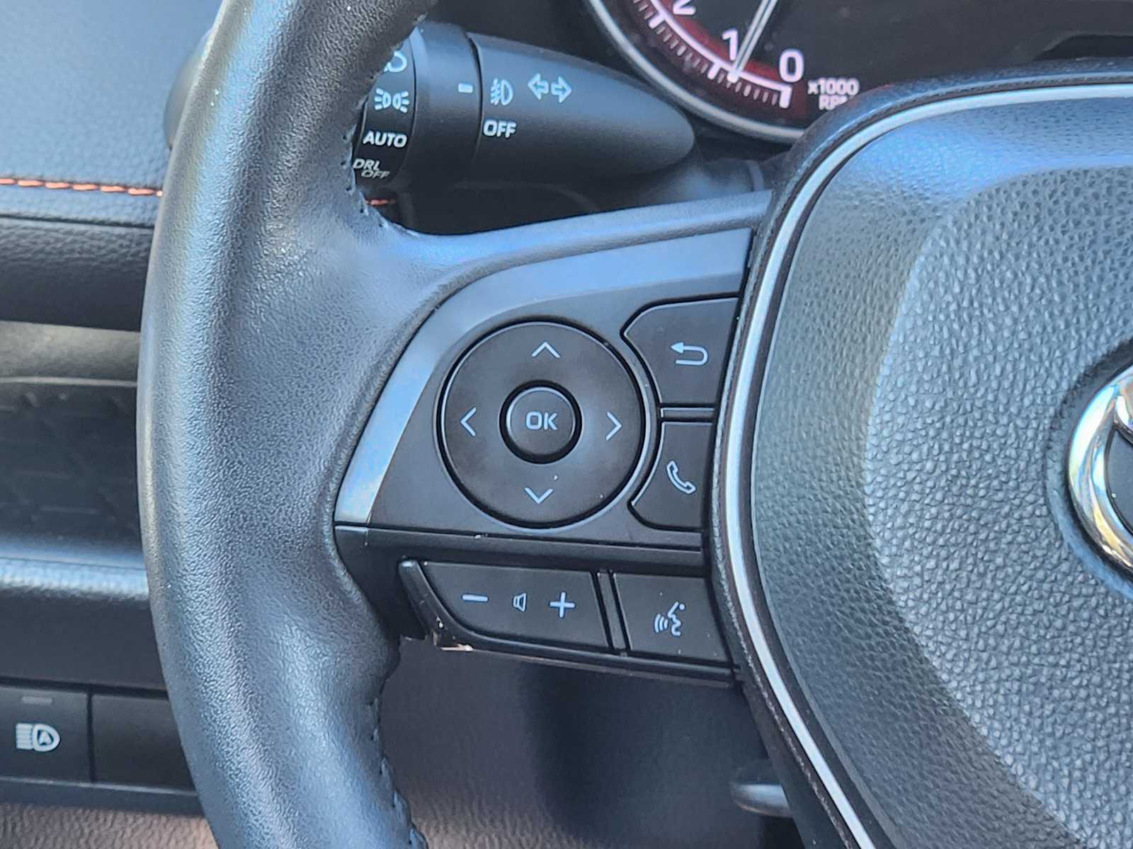 Thumbnail: 2023 Toyota RAV4 - 31