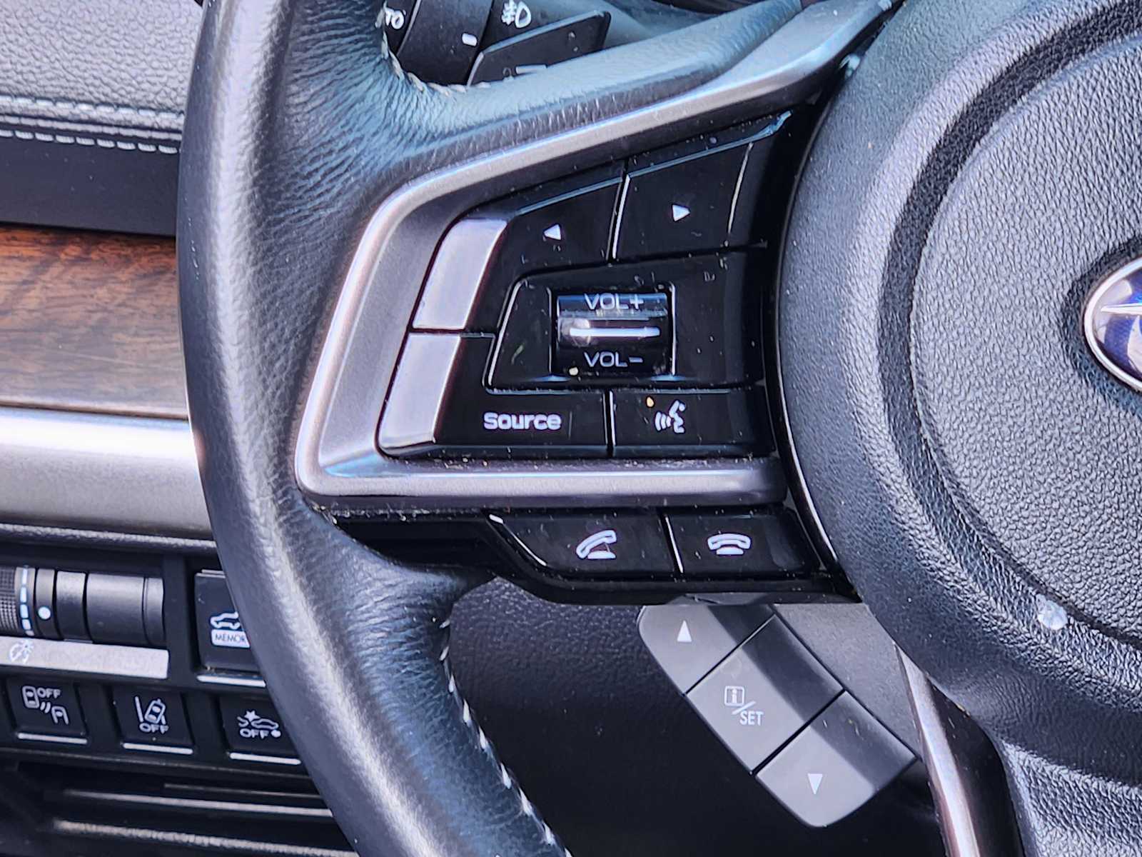 Thumbnail: 2018 Subaru Outback - 32