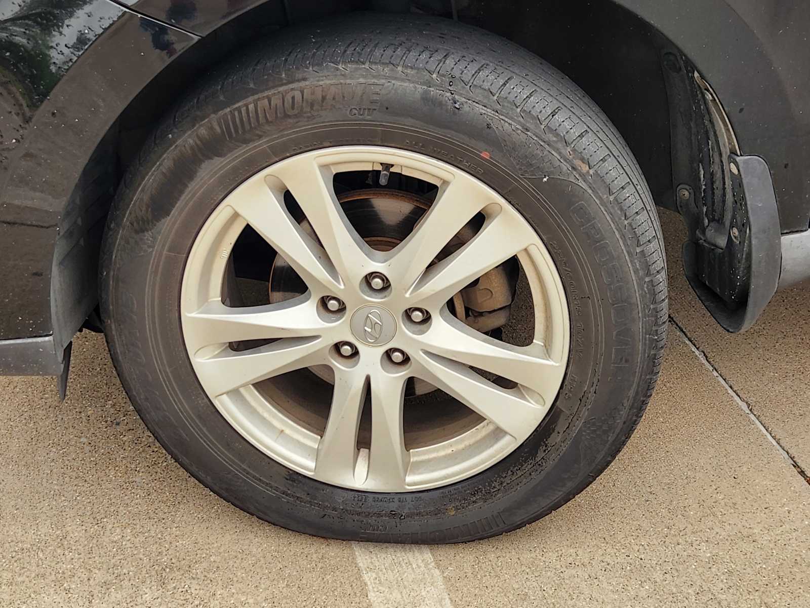 Thumbnail: 2010 Hyundai Santa Fe - 9