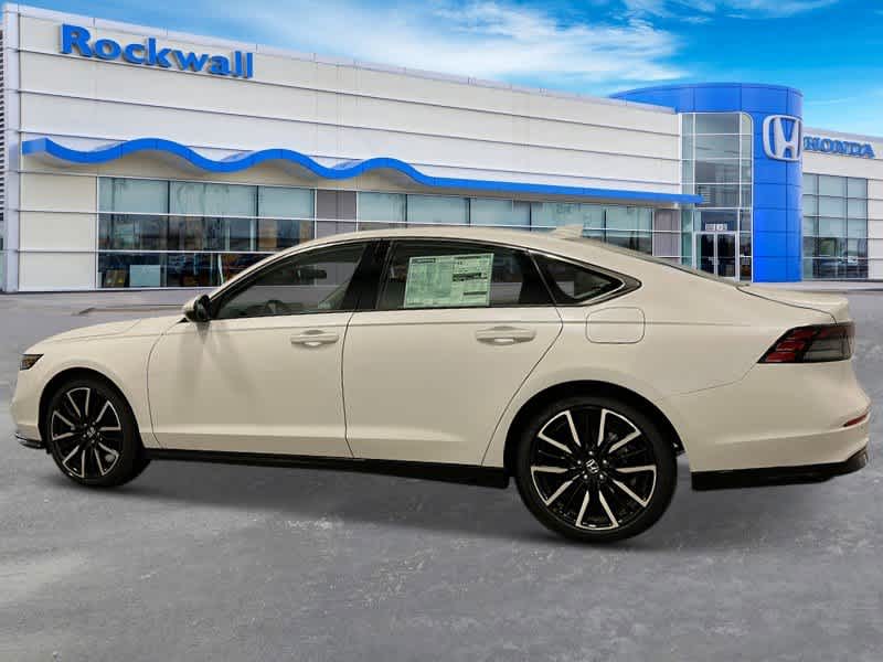2025 Honda Accord Hybrid Touring photo 2