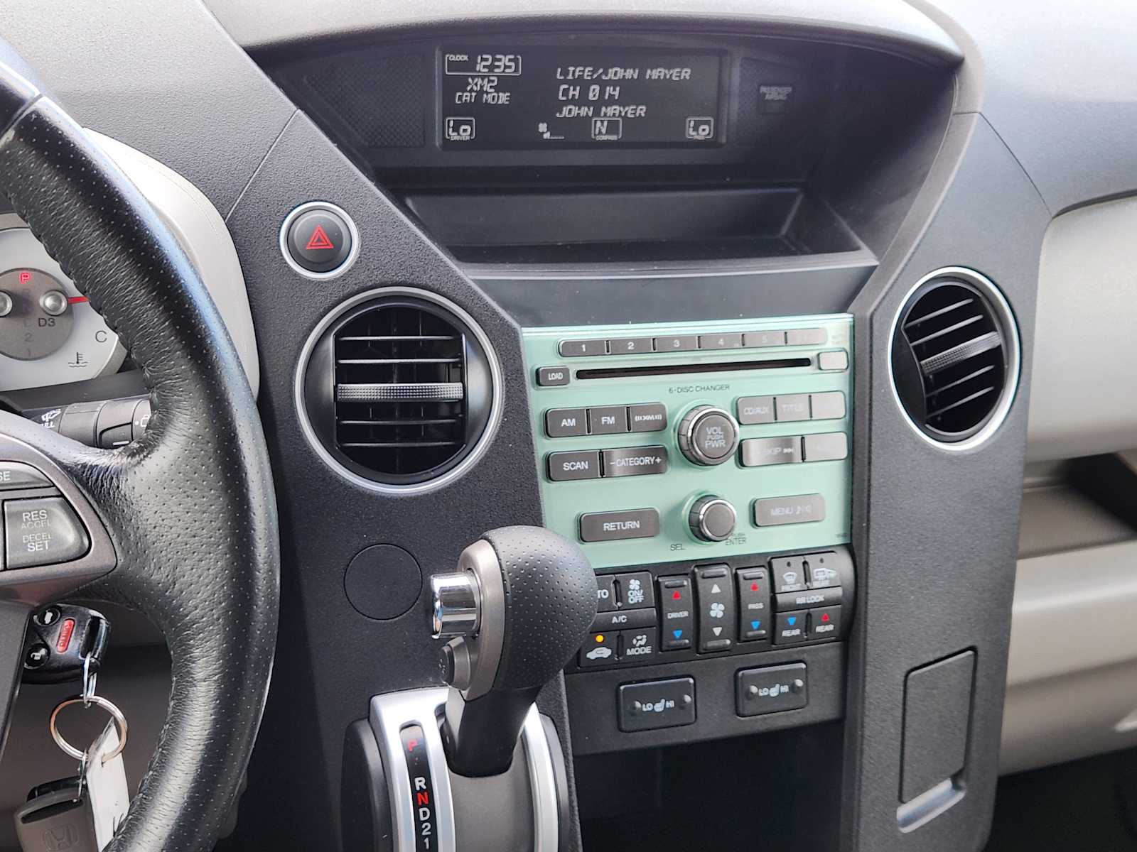 Thumbnail: 2009 Honda Pilot - 17