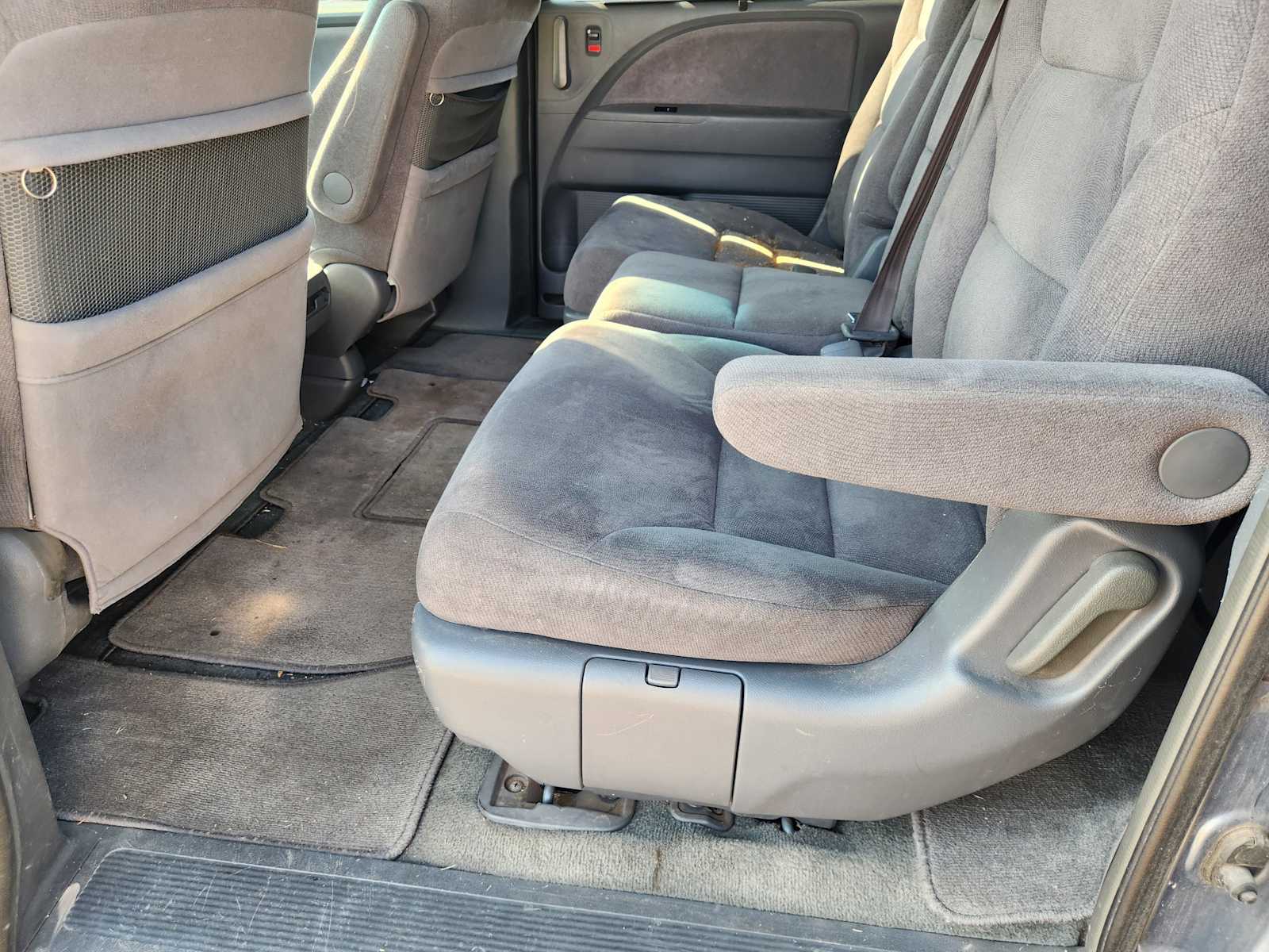 Thumbnail: 2005 Honda Odyssey - 9