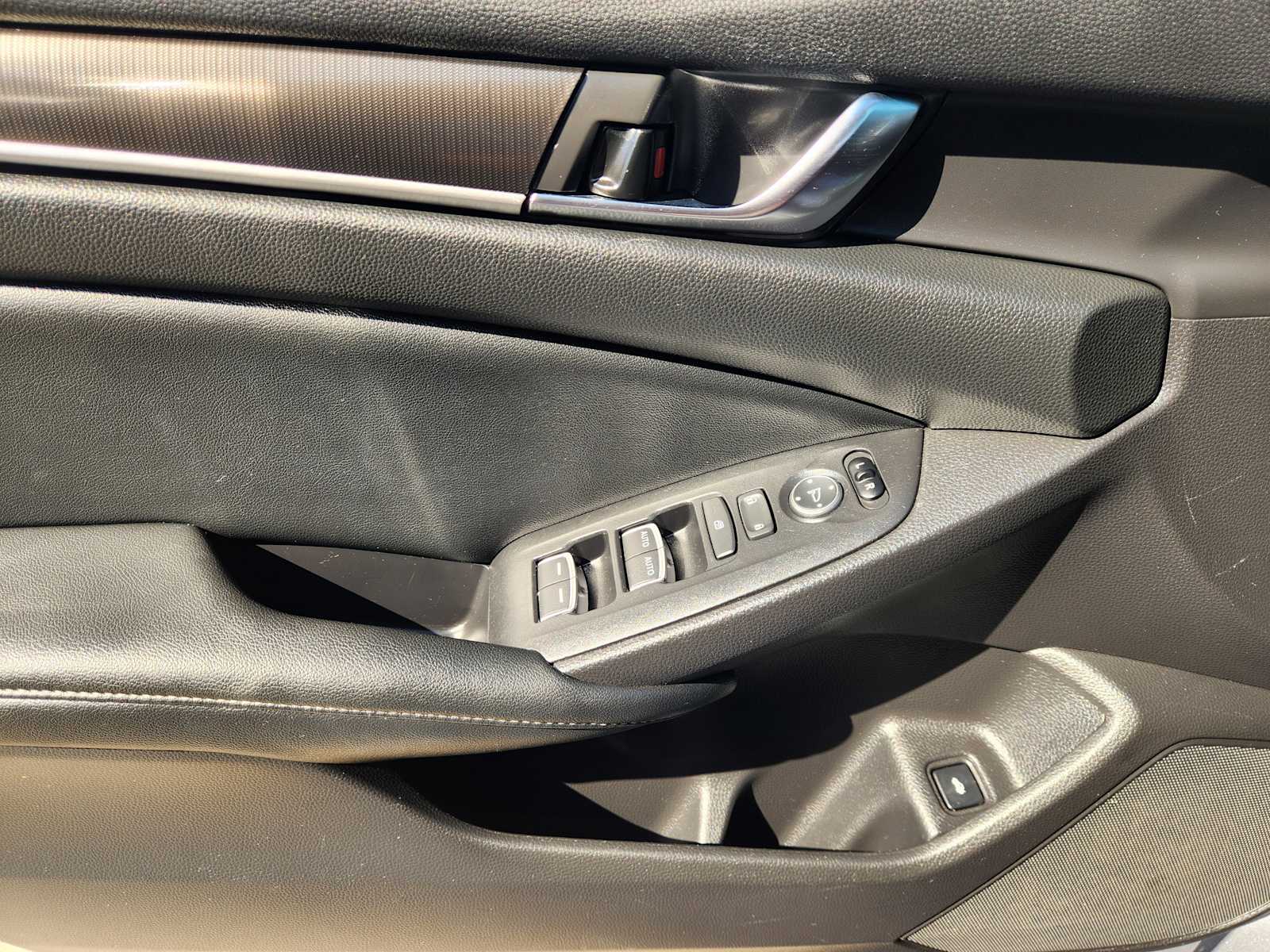 Thumbnail: 2021 Honda Accord - 30