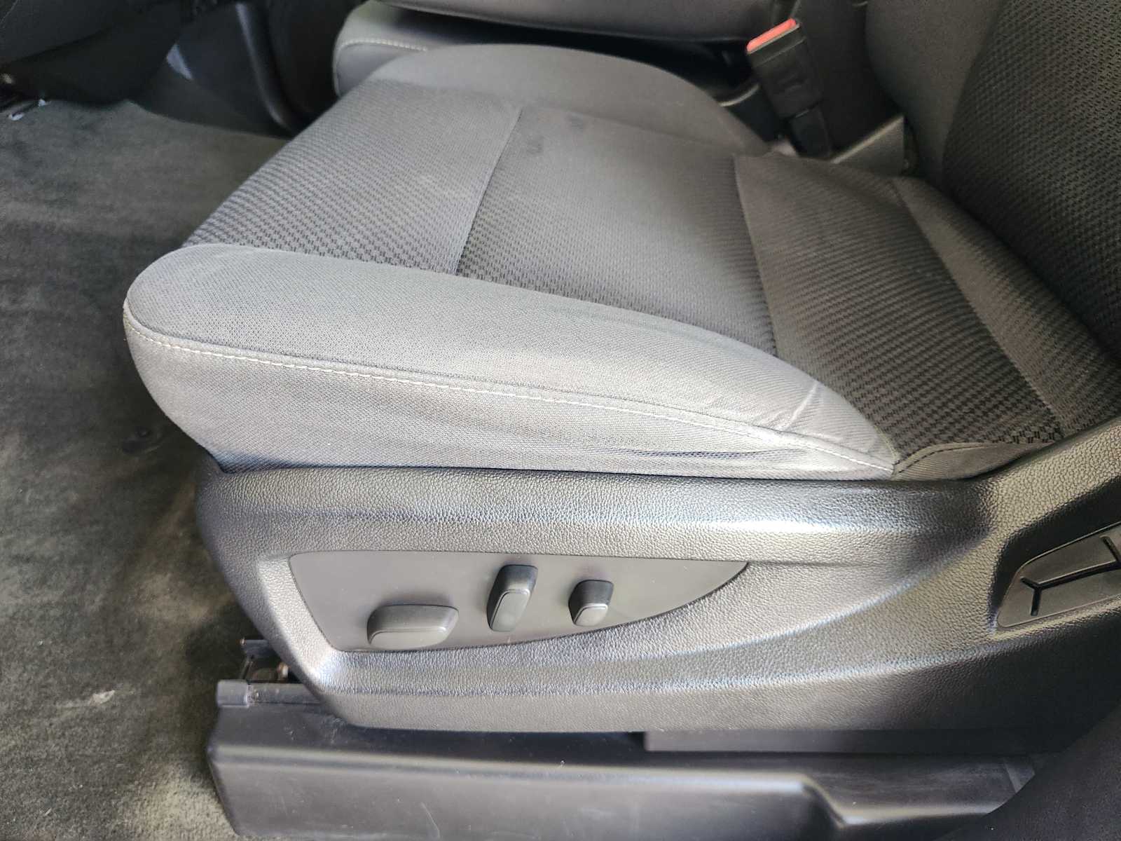 2016 Chevrolet Silverado 1500 LT 30