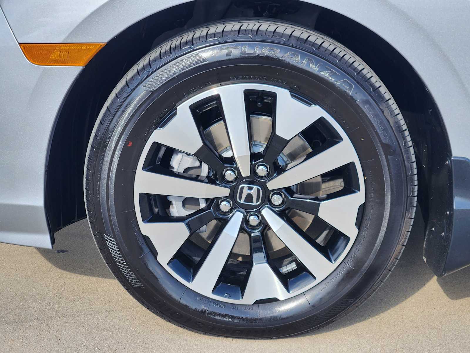Thumbnail: 2026 Honda Odyssey - 23