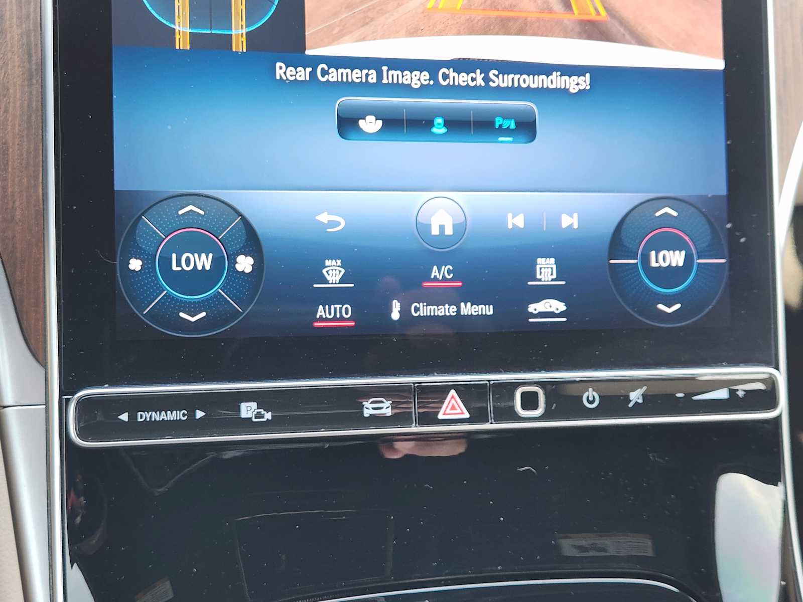 Thumbnail: 2024 Mercedes-Benz C-Class - 25